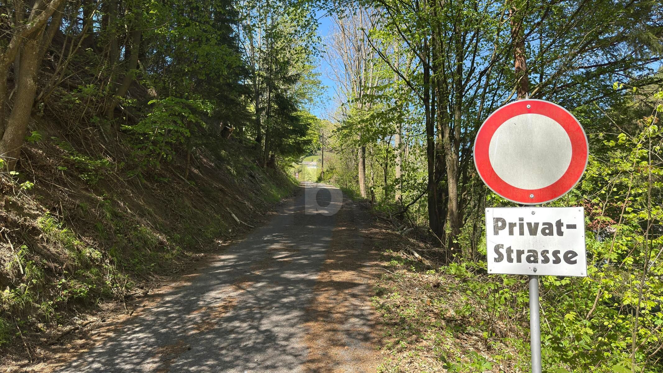 EINZELLAGE IM GR�NEN MIT HERRLICHEM PANORAMA UND 2 GROSSEN NEBENGEB�UDEN /  / 2803&nbsp;Schwarzenbach, Bez. Wr. Neusta / Bild 4