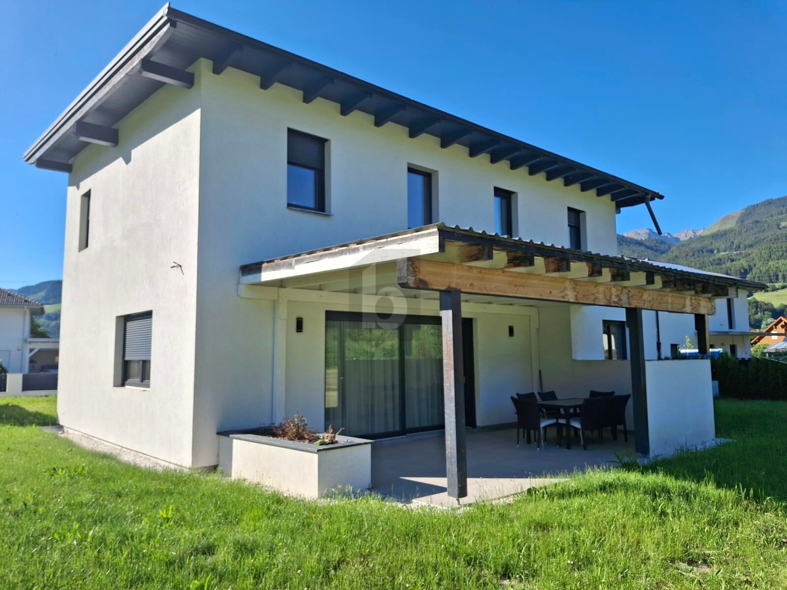 EINFAMILIENHAUS MIT VIELSEITIGEM NEBENGEB�UDE  /  / 8784&nbsp;Trieben / Bild 1