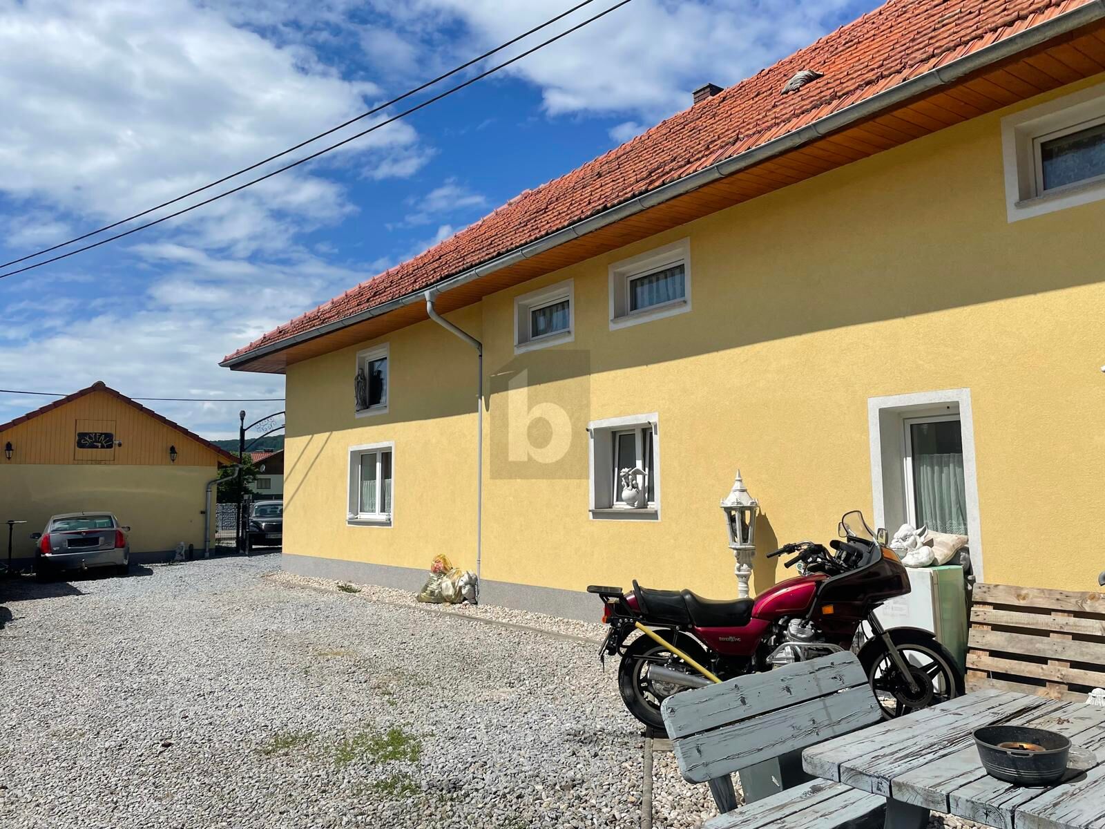 15-ZIMMER MEHRFAMILIENHAUS / GEWERBEOBJEKT MIT TOP-POTENZIAL / / 4209 Außertreffling / Bild 2