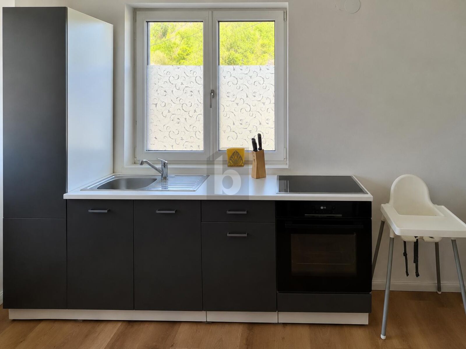 IDEAL FÜR SINGLES, PAARE ODER ANLEGER: WOHNUNG MIT EIGENGARTEN / / 4901 Ottnang am Hausruck / Bild 2