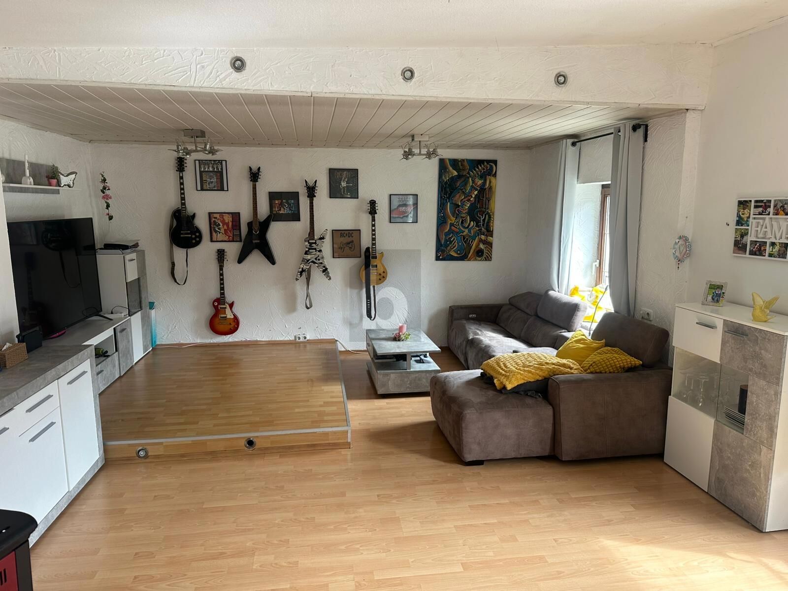 SONNIGES WOHNEN MIT XXL-TERRASSE & TRAUMHAFTEM AUSBLICK / / 3335 Weyer / Bild 1