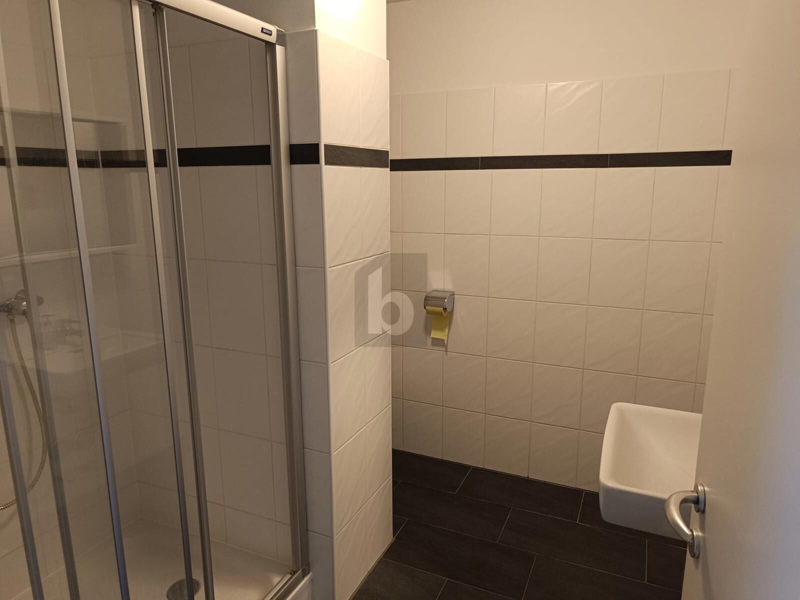 BÜRO/STUDIO/PRAXIS IN ZENTRALER LAGE ZU VERMIETEN / / 1050 Wien / Bild 3