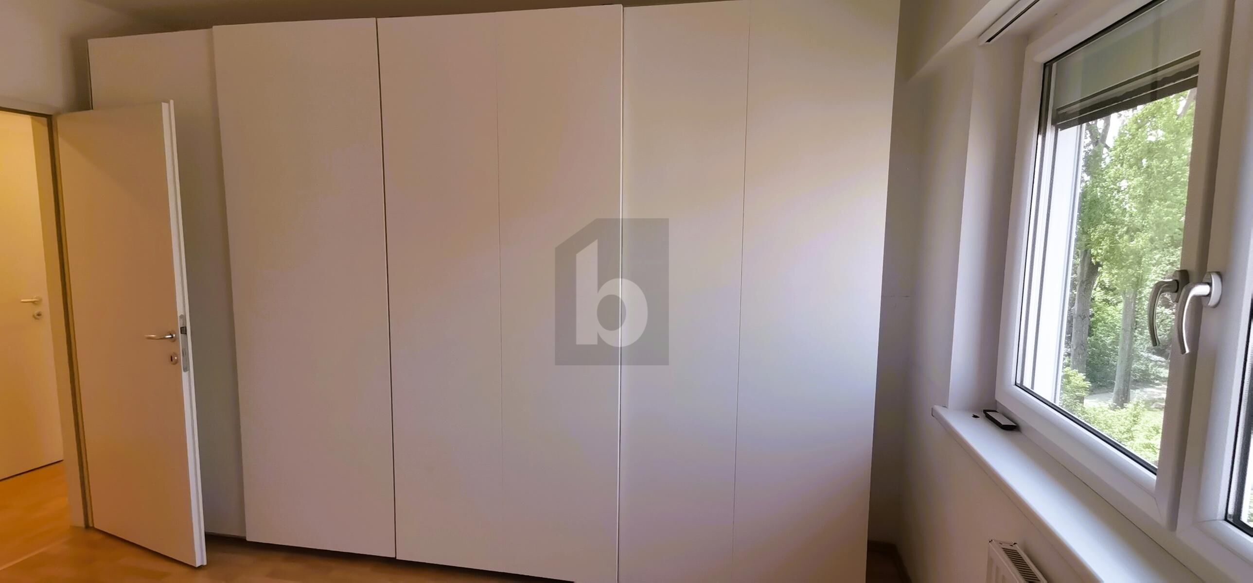 EXKLUSIV GESCHNITTEN - RUHELAGE MIT BALKON - HOCHWERTIGE AUSSTATTUNG /  / 2700&nbsp;Wiener Neustadt / Bild 3