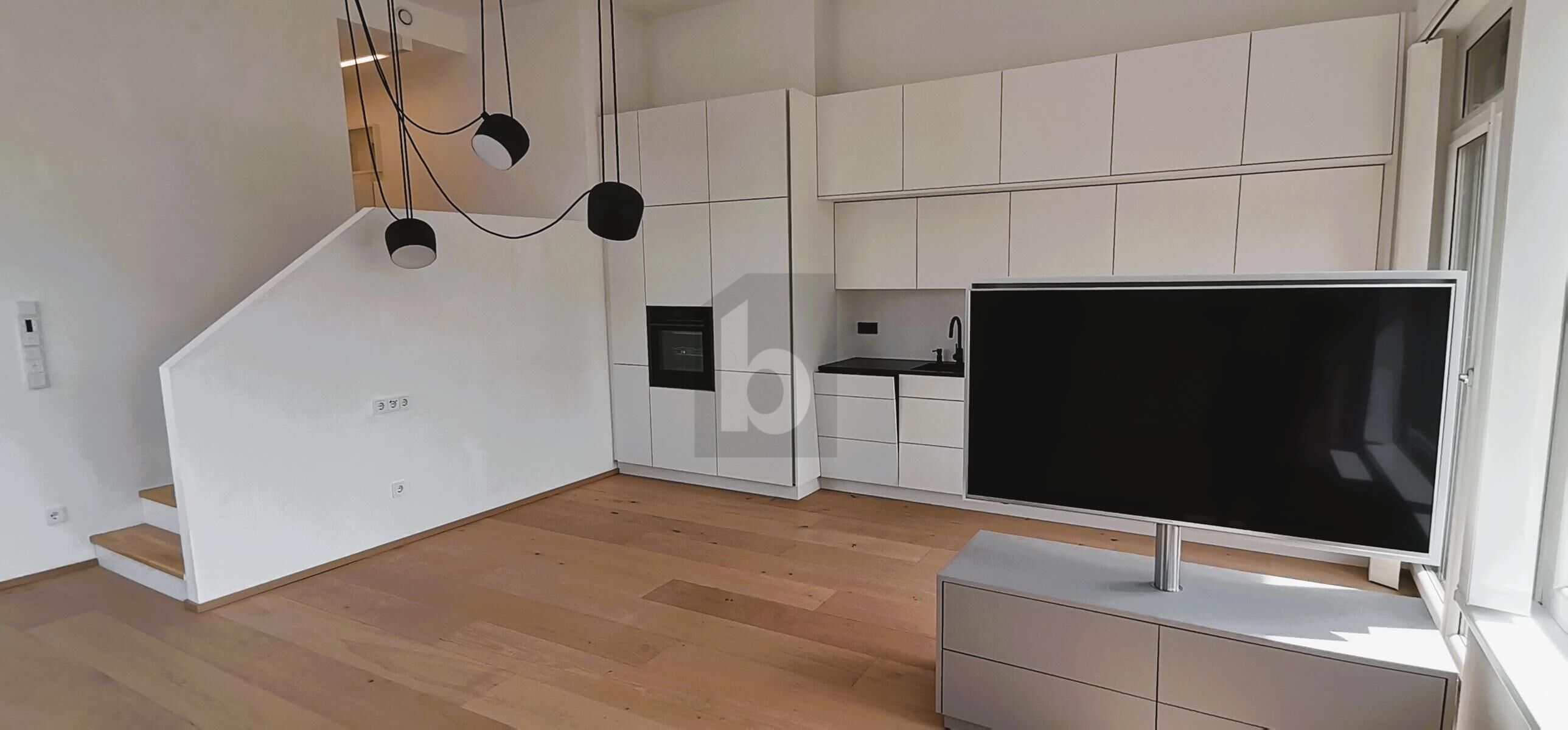 EXKLUSIV GESCHNITTEN - RUHELAGE MIT BALKON - HOCHWERTIGE AUSSTATTUNG /  / 2700&nbsp;Wiener Neustadt / Bild 2