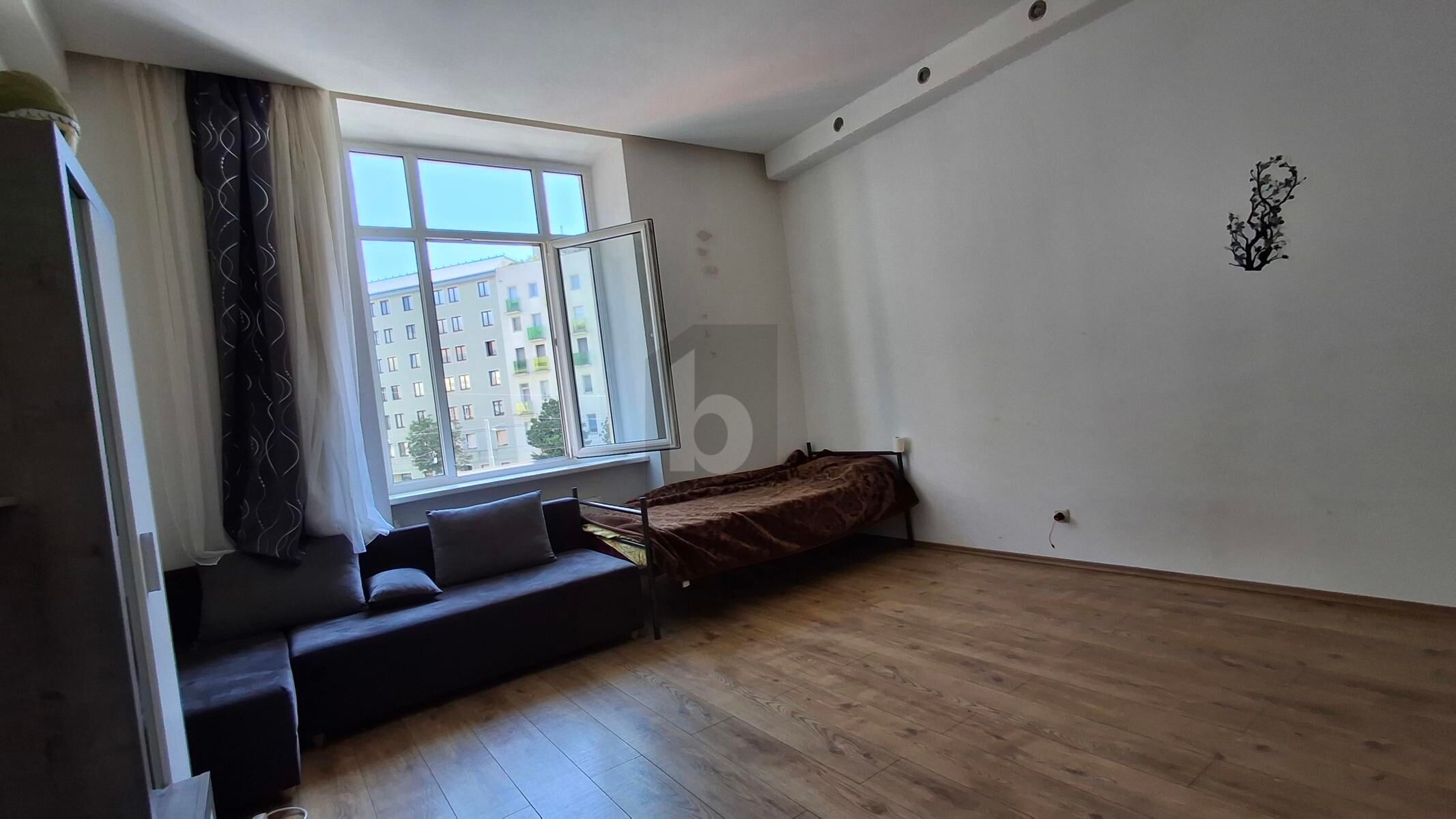 Preisreduktion! CHARMANTE SANIERTE ALTBAUWOHNUNG IN TOP-LAGE DES 20. BEZIRKS / / 1200 Wien / Bild 2