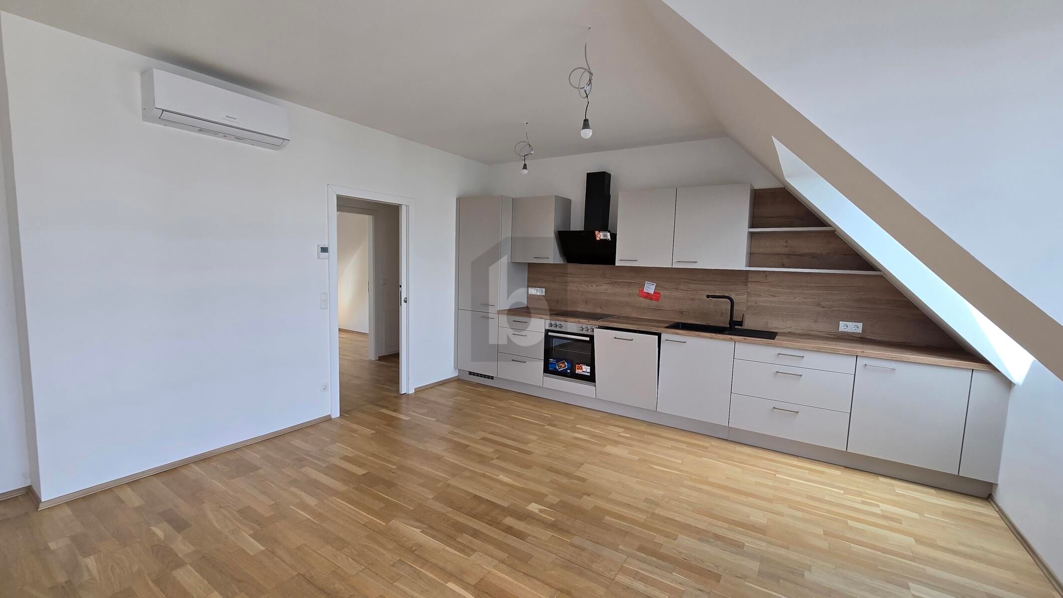 NEUE STILVOLLE 3-ZIMMER-DACHGESCHO�-WOHNUNG MIT 78 M� WOHNFL�CHE /  / 1220&nbsp;Wien / Bild 1
