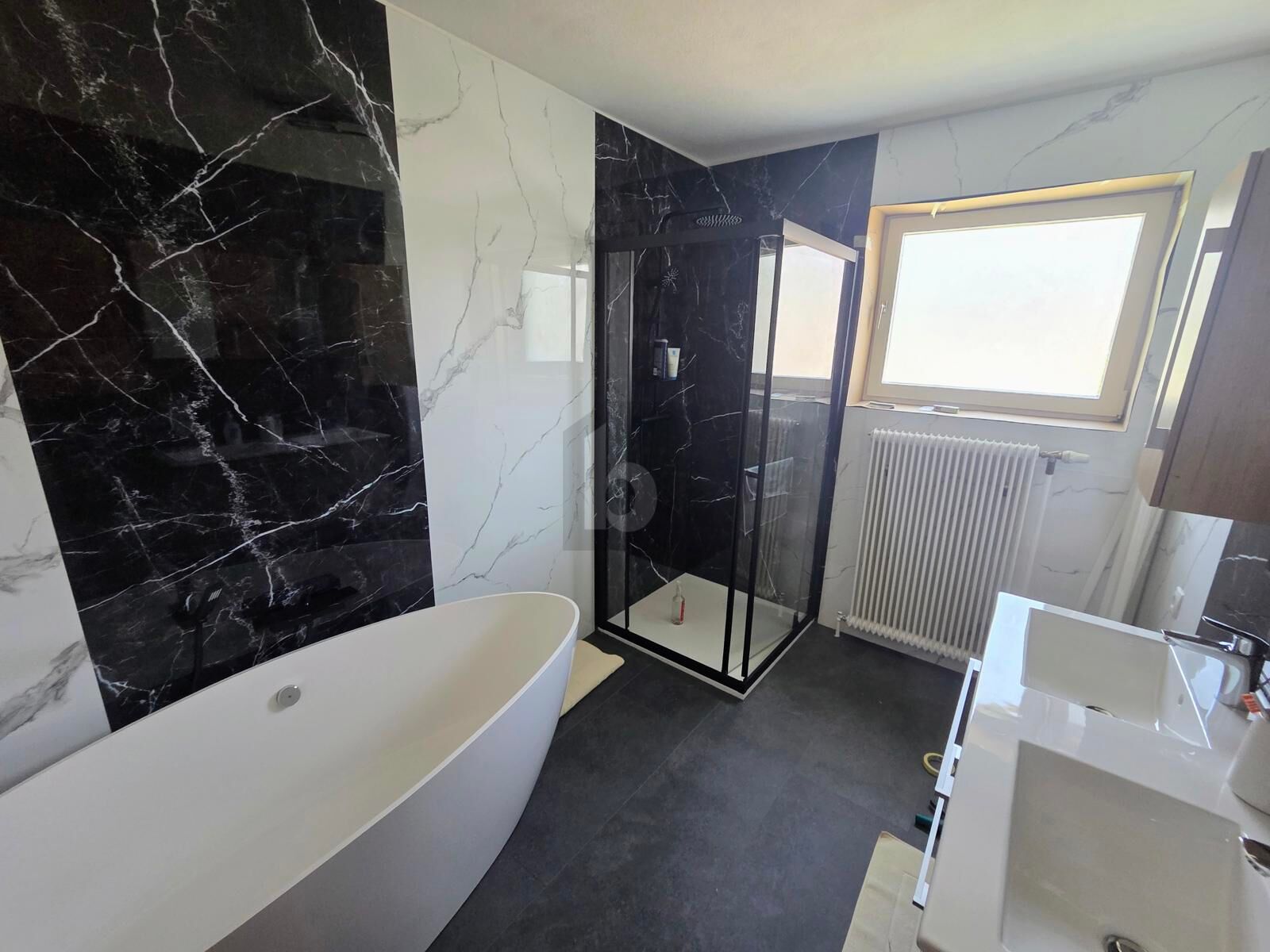 Preisreduktion! GROßZÜGIGES ANLAGEOBJEKT MIT 8 WOHNEINHEITEN AUF 2.565 M² GRUNDSTÜCK / / 8143 Dobl / Bild 4