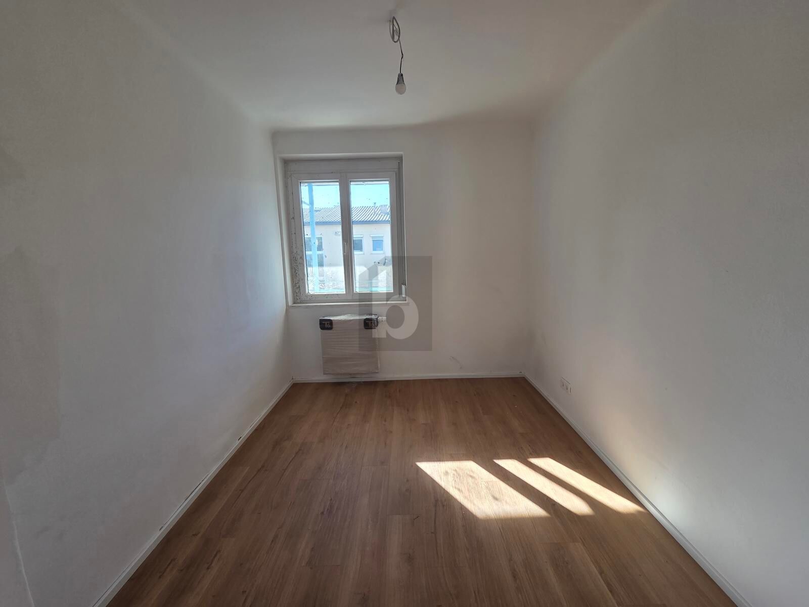 PREISHIT! SONNIGER BALKON, RUHIGE LAGE UND FRISCH SANIERT /  / 8054&nbsp;Graz / Bild 3