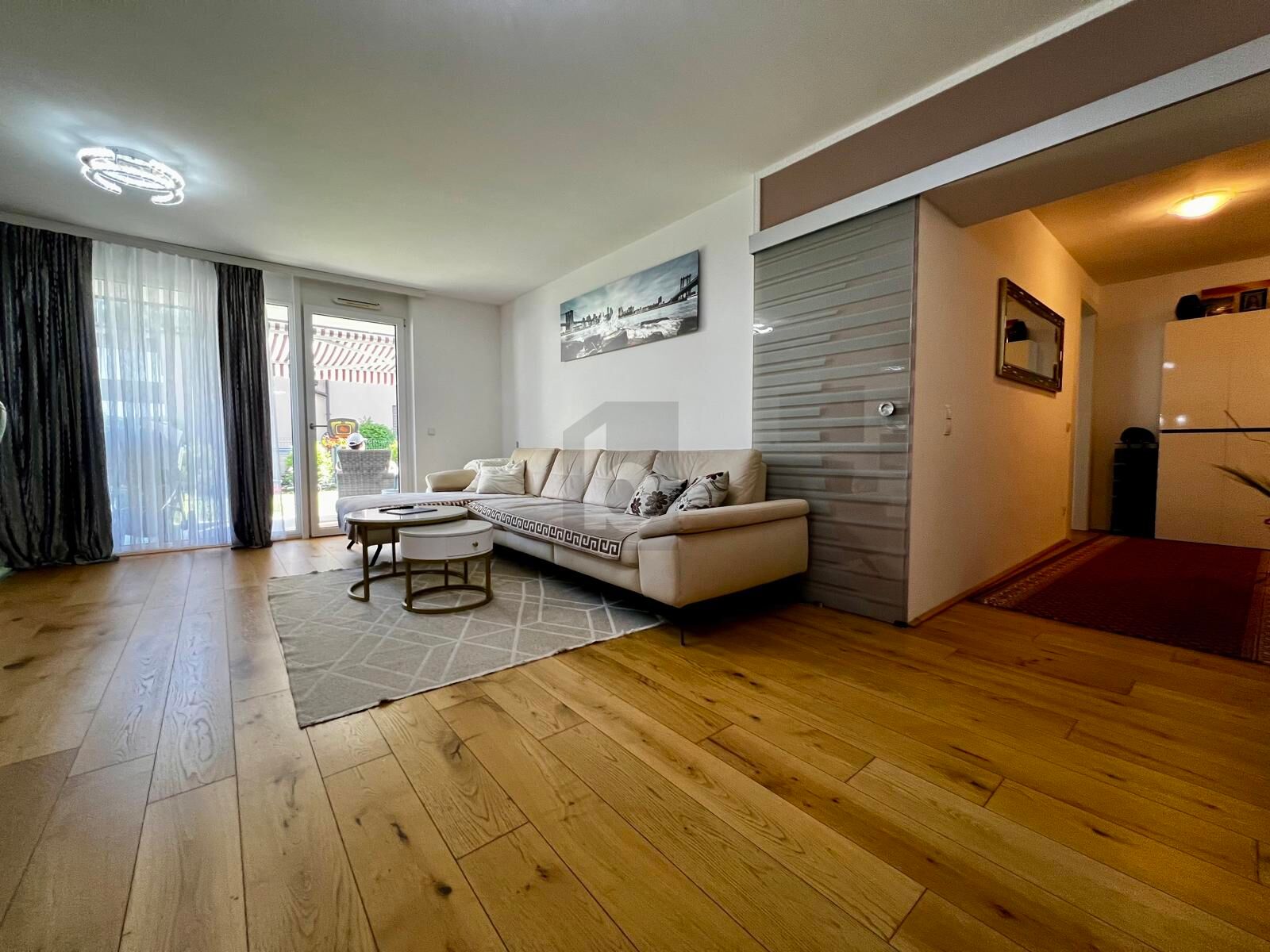 EINZIGARTIGE RAUMAUFTEILUNG MIT SONNIGEM GARTEN UND TERRASSE! /  / 5541&nbsp;Altenmarkt im Pongau / Bild 2