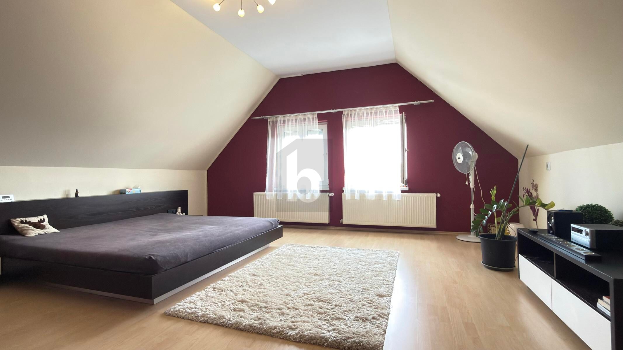 GROSSZÜGIGES WOHNEN MIT FLAIR, XL KELLER UND DOPPELGARAGE / / 7013 Klingenbach / Bild 2