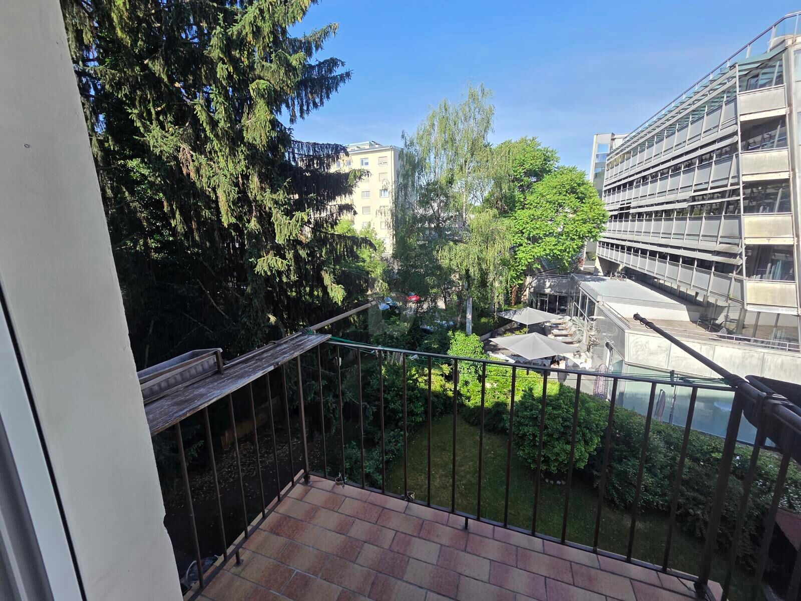 Preisreduktion! 116 M� ALTBAUFLAIR MIT BALKON IN TOP-LAGE