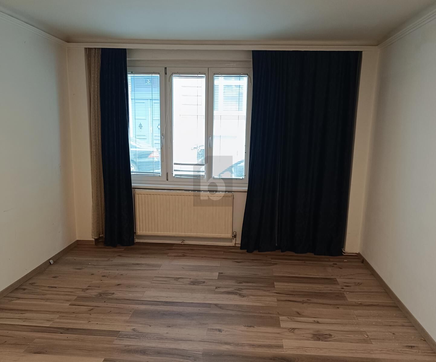 CHARMANT IN RUHIGER LAGE MIT GESTALTUNGSPOTENTIAL /  / 1170&nbsp;Wien / Bild 2