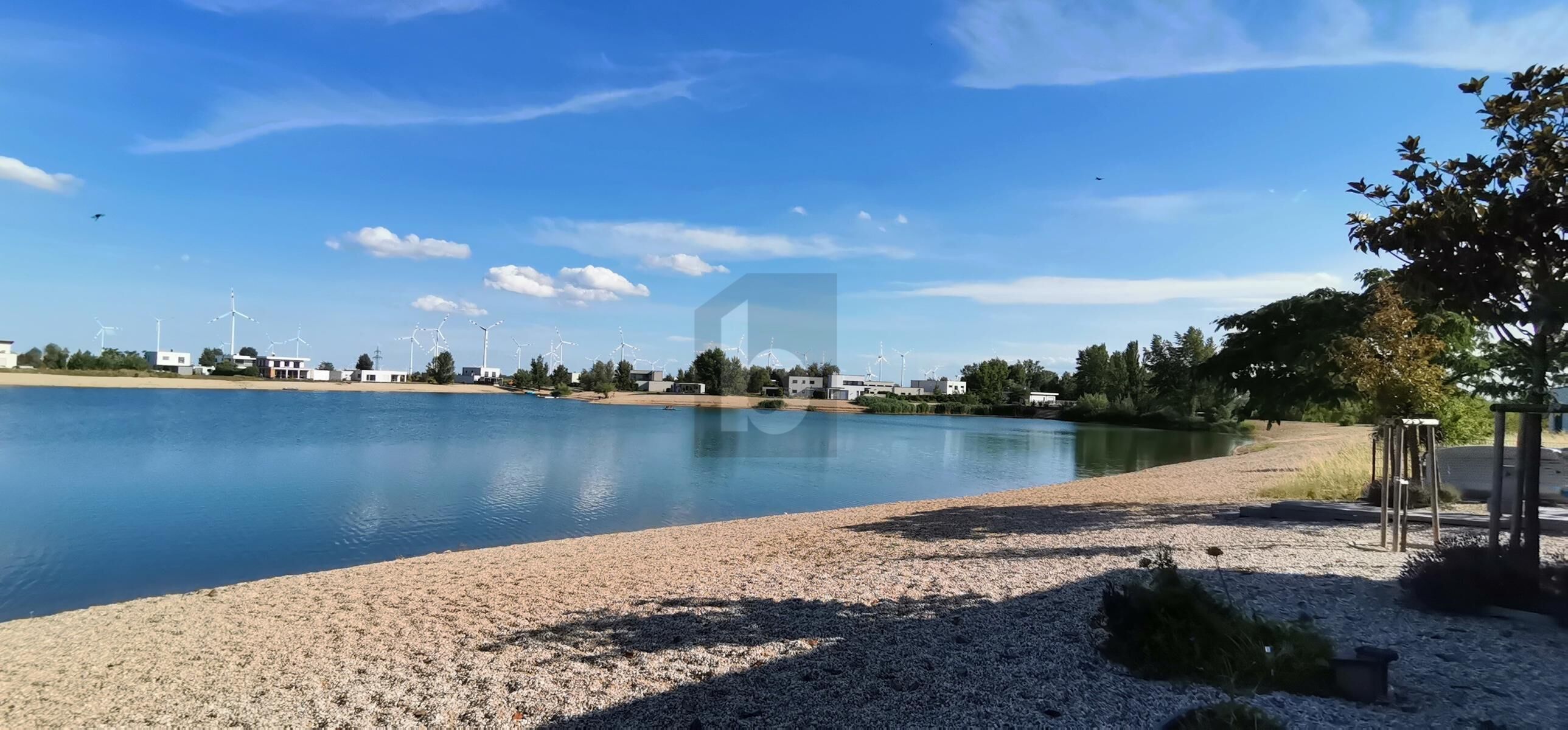 EXKLUSIVES WOHNEN AN PRIVATEM SEE / / 7111 Parndorf / Bild 4
