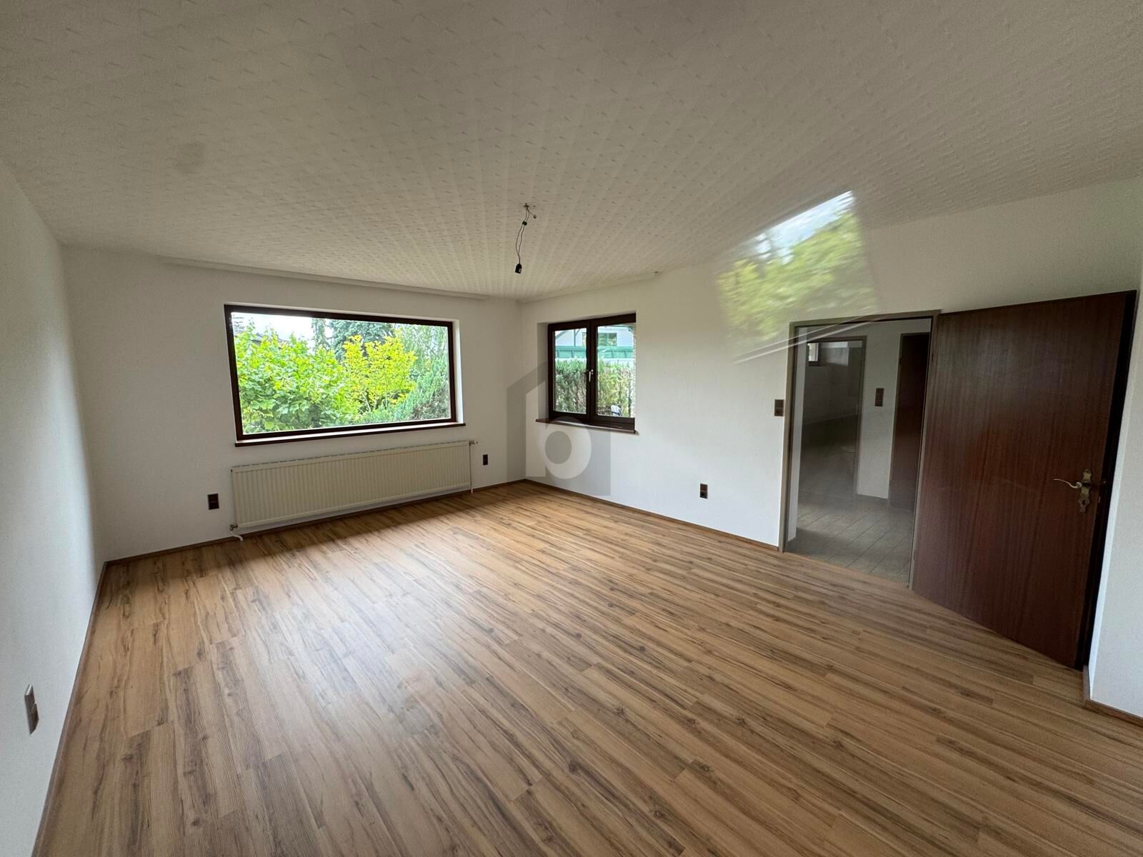 TOP MODERNISIERTES EINFAMILIENHAUS IM GR�NEN VOR DEN TOREN WIENS  /  / 2201&nbsp;Gerasdorf bei Wien / Bild 3
