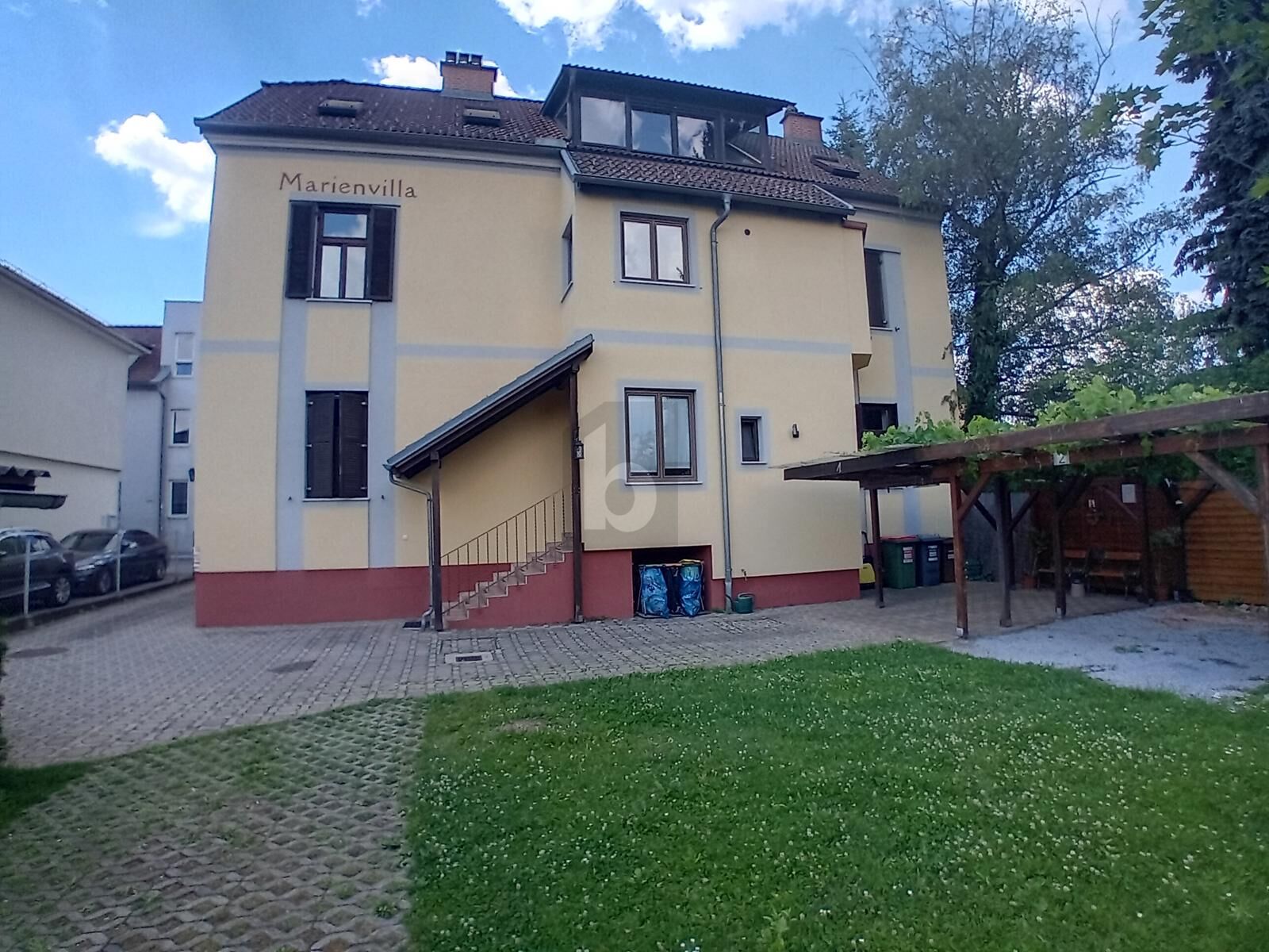 ZINSHAUS MIT ERFOLGREICHER KURZZEITVERMIETUNG - HOHE AUSLASTUNG & STARKE RENDITE /  / 8041&nbsp;Graz / Bild 0