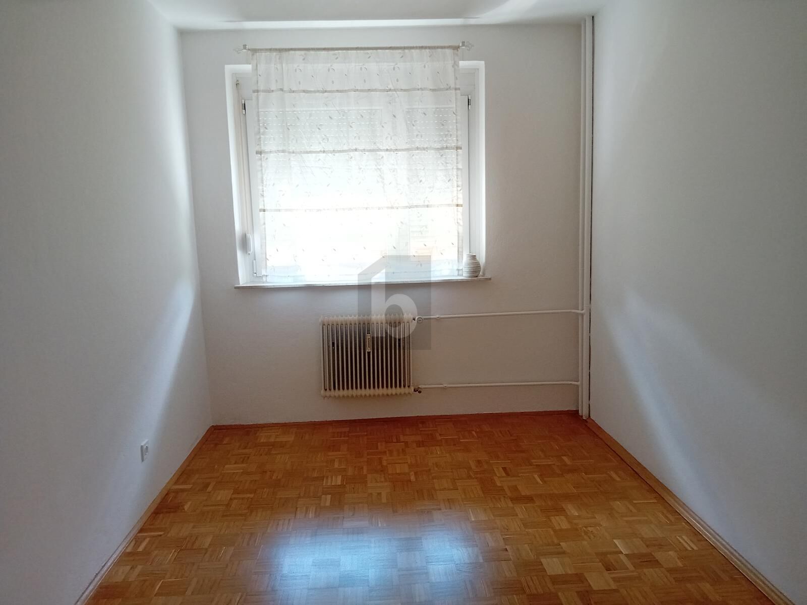 TOP SANIERTES EIGENTUM MIT BALKON, LIFT UND PRIVATEN PARKM�GLICHKEITEN /  / 8023&nbsp;Graz / Bild 3
