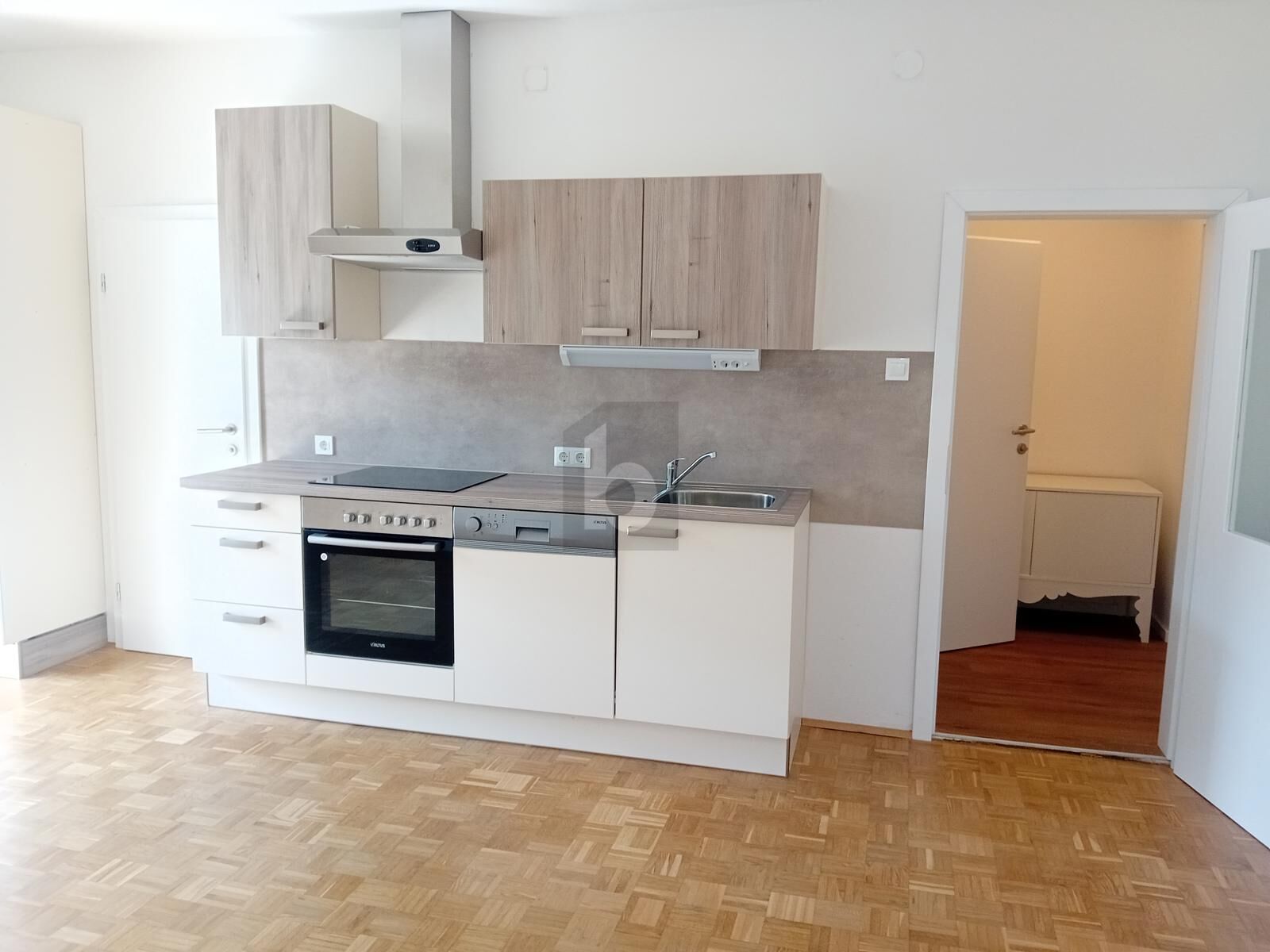 TOP SANIERTES EIGENTUM MIT BALKON, LIFT UND PRIVATEN PARKM�GLICHKEITEN /  / 8023&nbsp;Graz / Bild 4