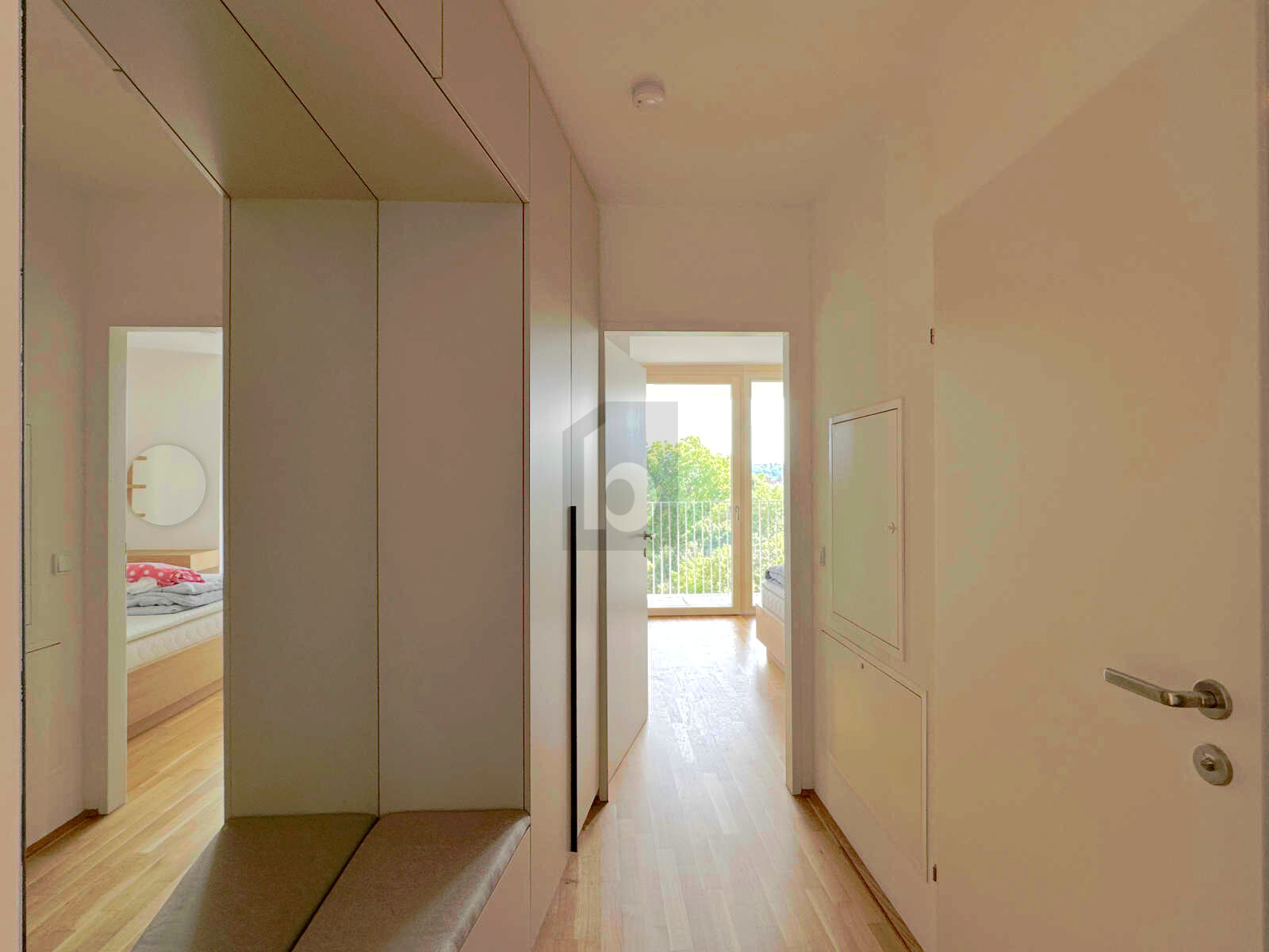 DESIGN TRIFFT WOHNKOMFORT ? EXKLUSIVE WOHNUNG MIT VIER FREIFL�CHEN NAHE SCH�NBRUNN /  / 1140&nbsp;Wien / Bild 3
