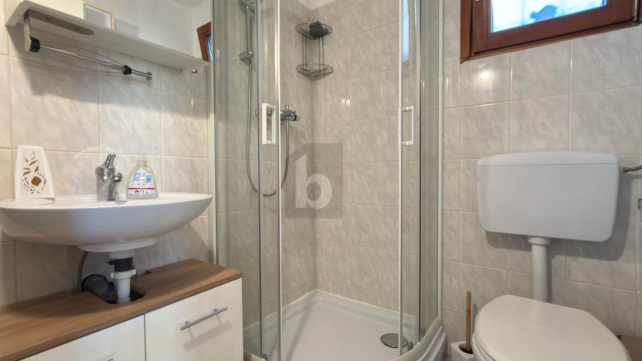 Preisreduktion! GANZJ�HRIG BEWOHNBAR AUF EIGENGRUND IM KLEINGARTEN AM F�HRENWALD /  / 2601&nbsp;Sollenau / Bild 4