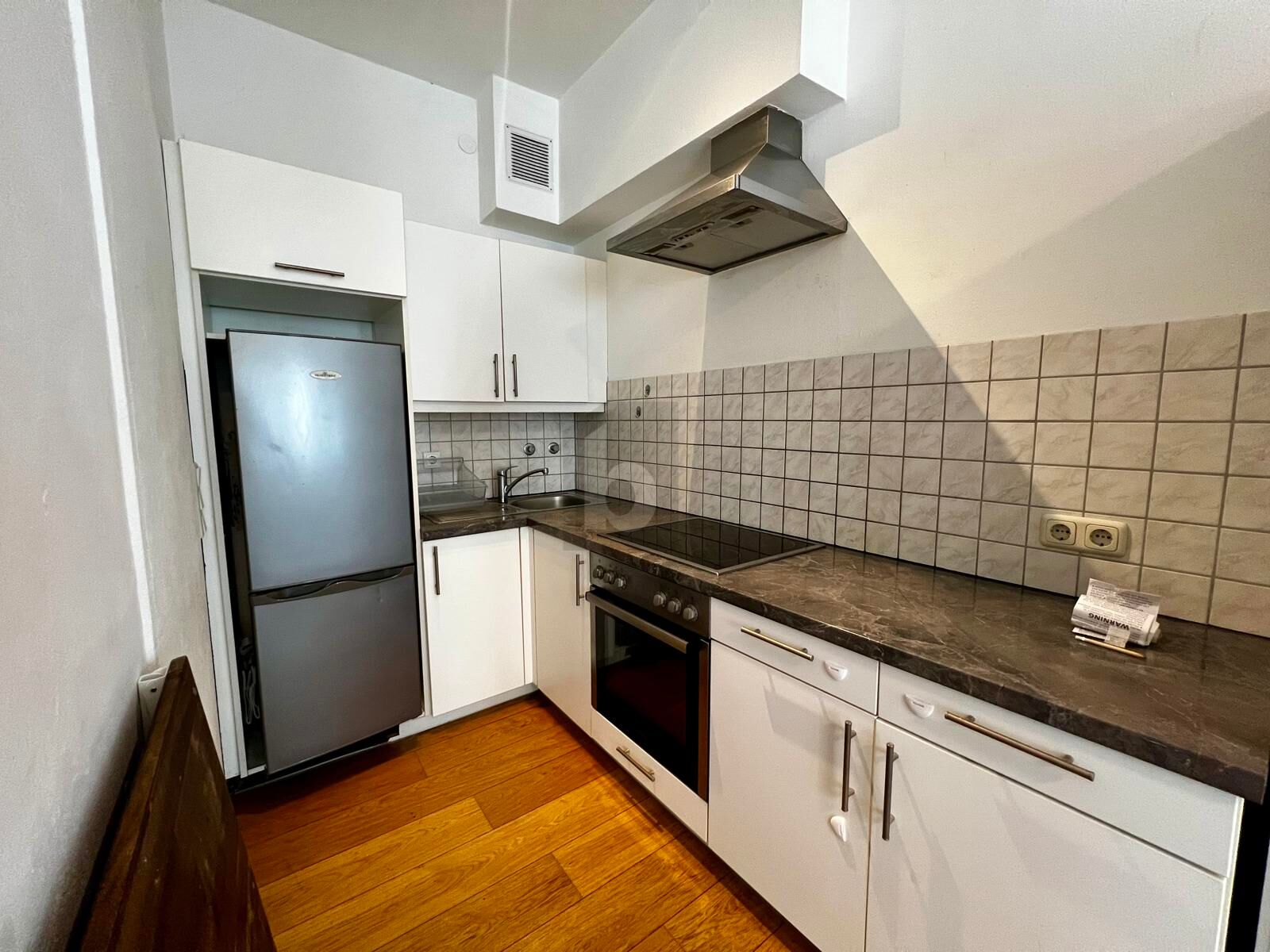 IDEAL F�R ANLEGER! GUTER ZUSTAND IN ZENTRALER LAGE MIT BALKON /  / 5020&nbsp;Salzburg / Bild 1