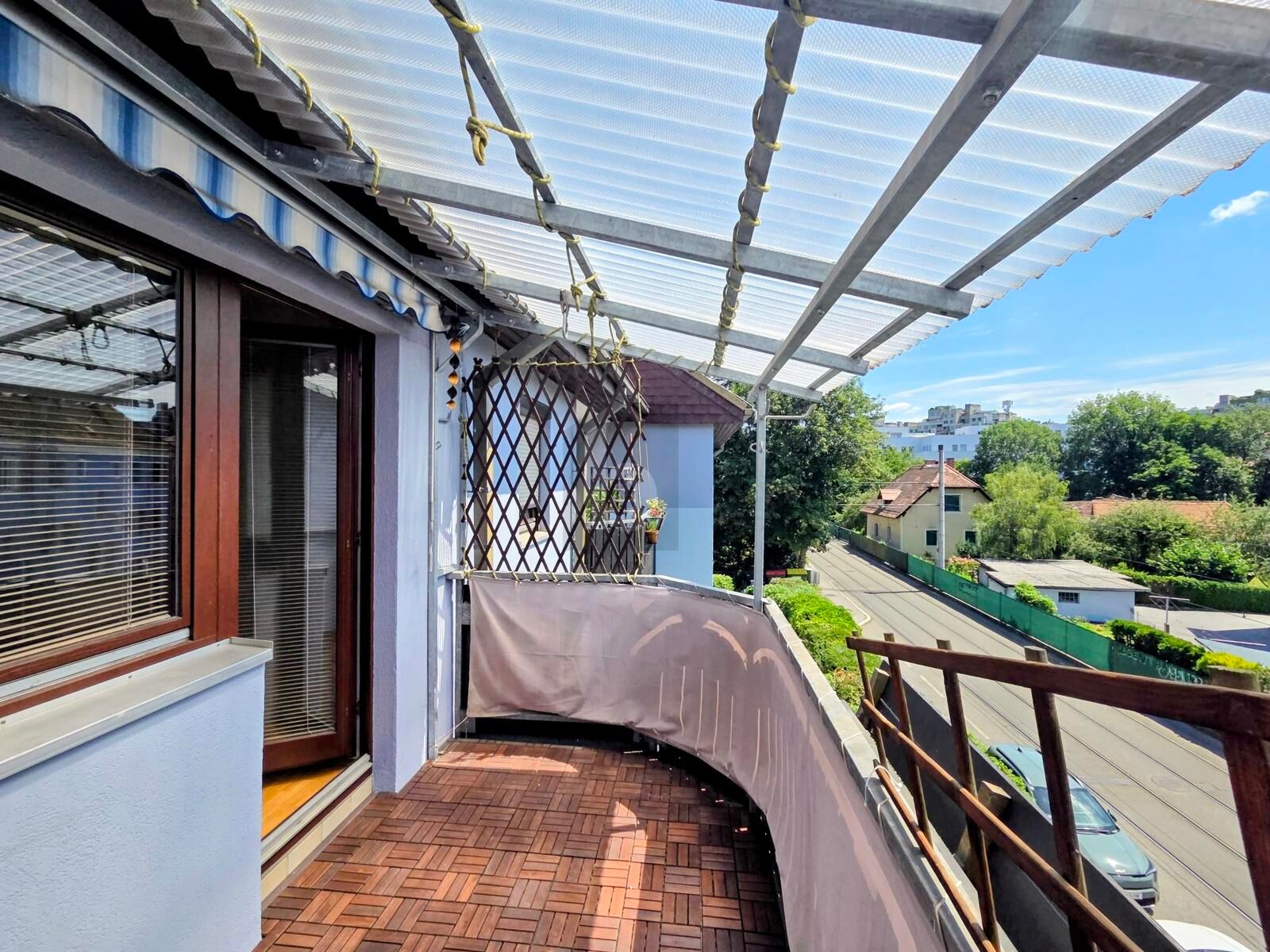 HELLES ZUHAUSE MIT S�DBALKON, TIEFGARAGE & GEMEINSCHAFTSGARTEN