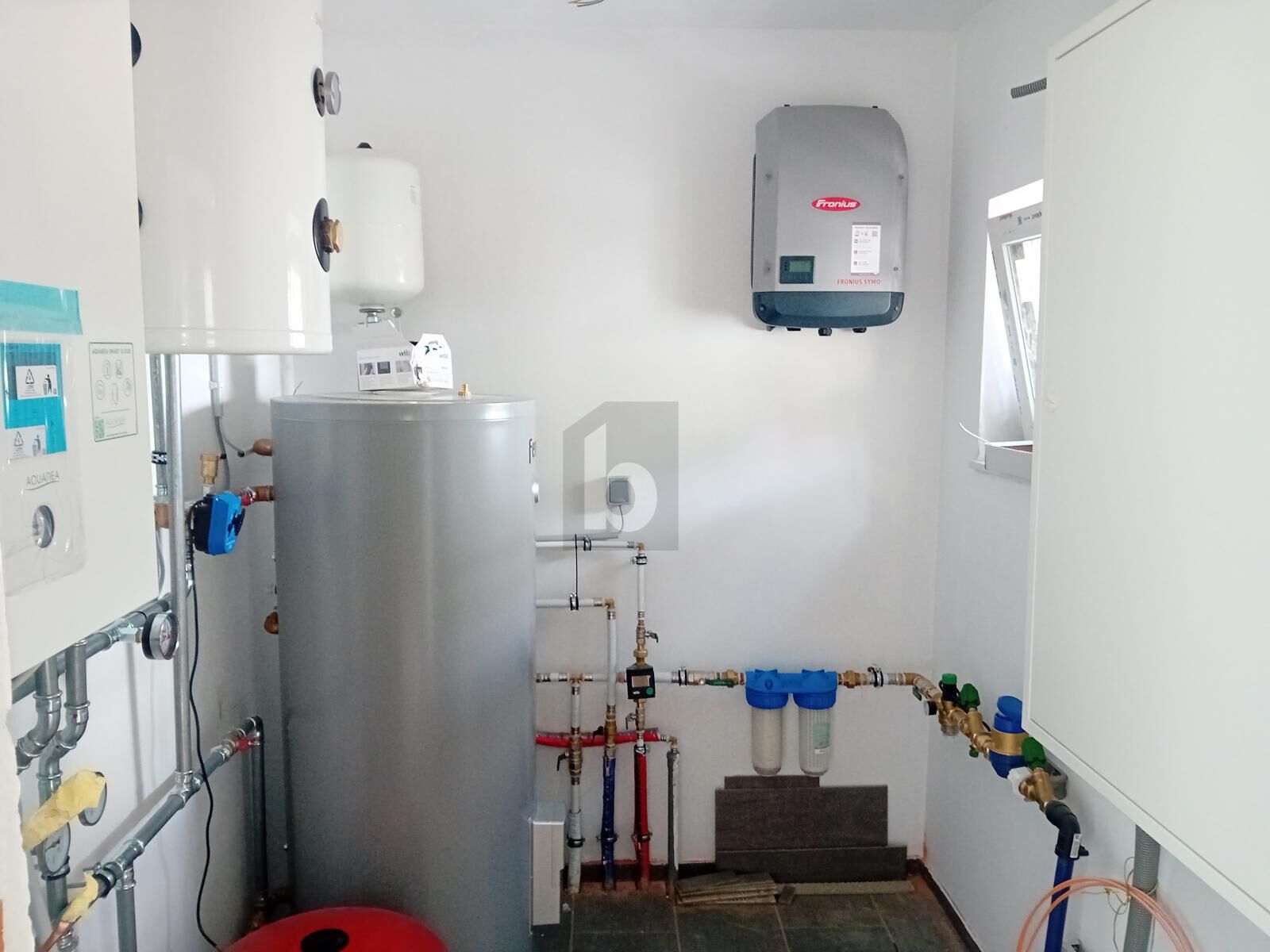 MODERNES DOPPELHAUS IN RUHIGER SONNENLAGE MIT PV-ANLAGE UND CARPORT / / 8302 Nestelbach bei Graz / Bild 2