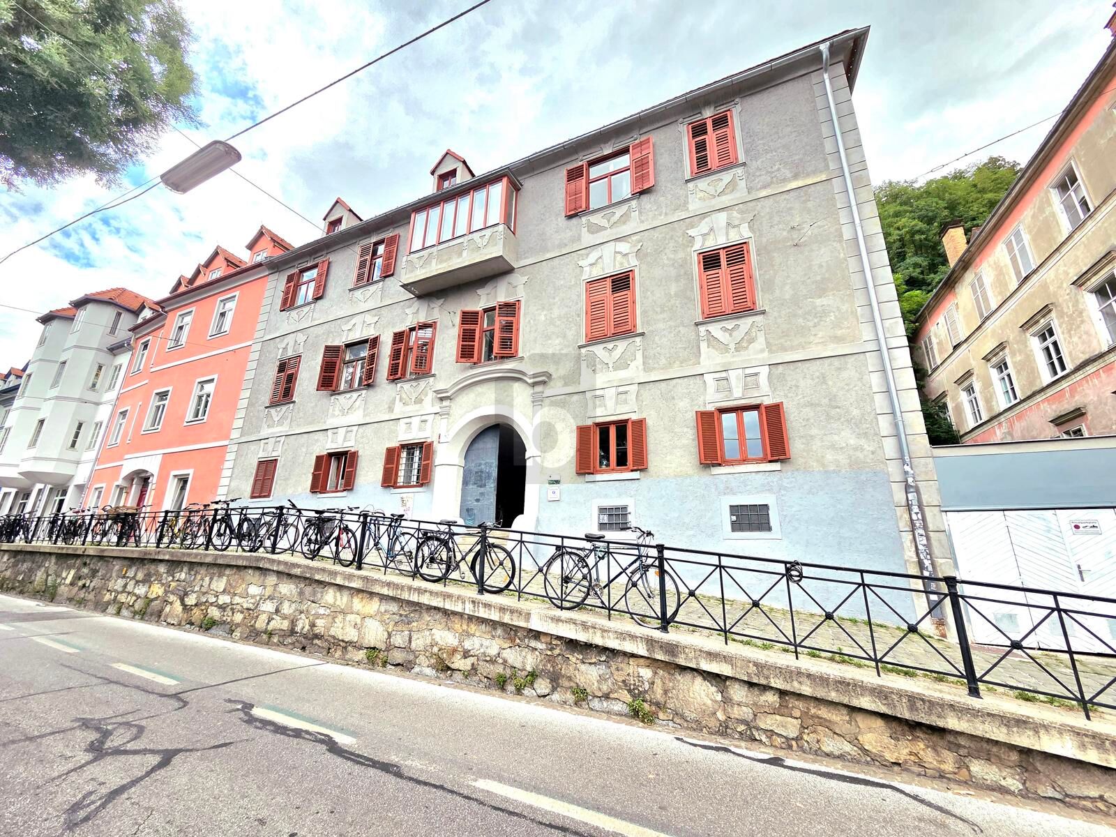 LEBEN WO GESCHICHTE ZU HAUSE IST