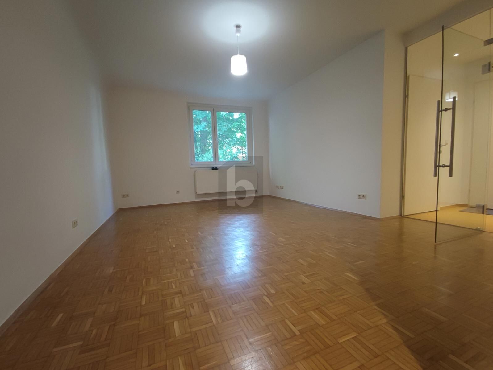 RUHIGES WOHNEN MIT GR�NBLICK /  / 1140&nbsp;Wien / Bild 2