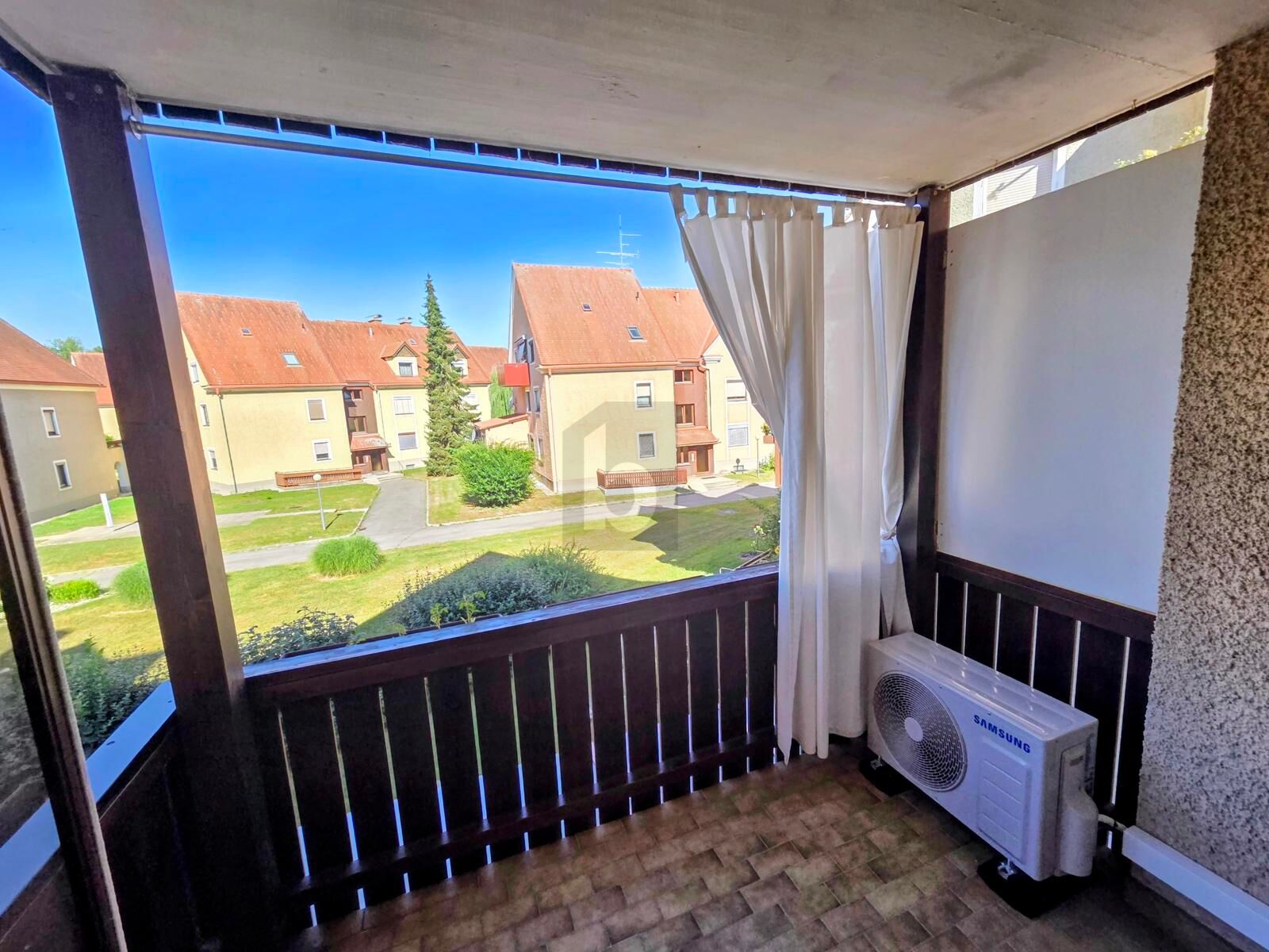 GROßZÜGIGES ZUHAUSE MIT LOGGIA, GARAGE UND KLIMAANLAGE IN BELIEBTER LAGE / / 8072 Fernitz / Bild 0