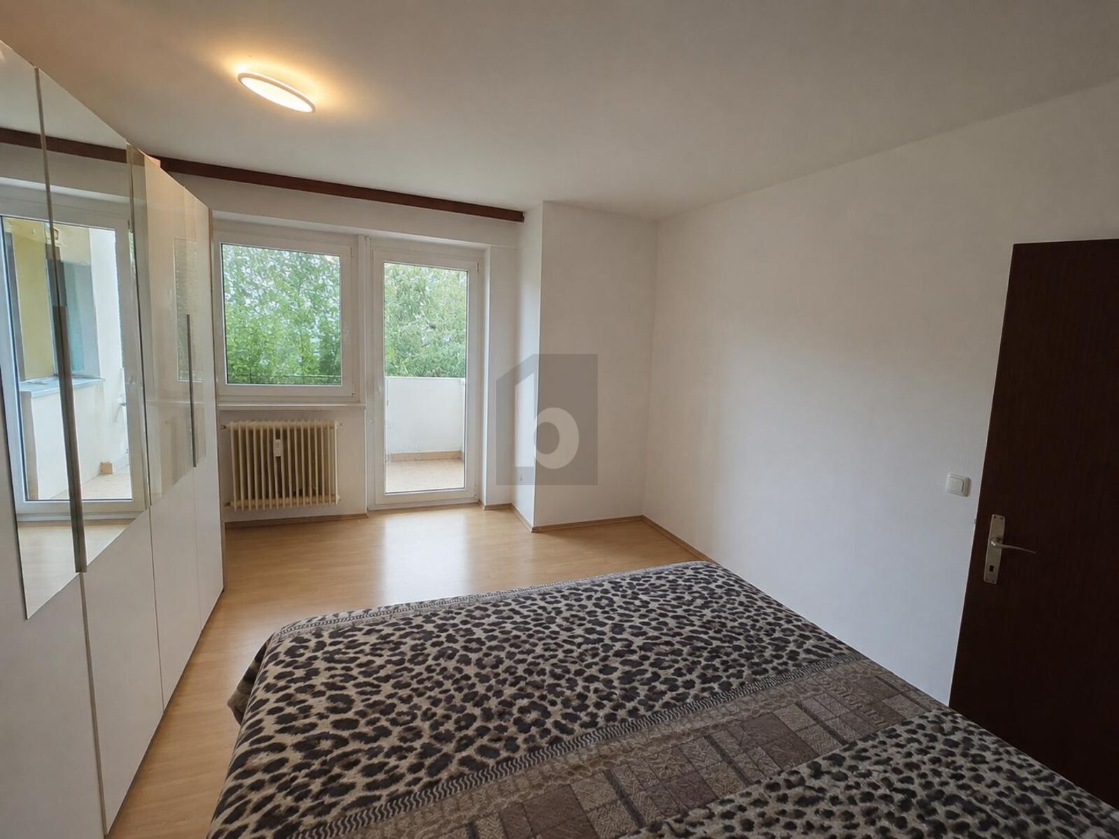 EINZIEHEN UND DEN AUSBLICK GENIEßEN / / 8051 Graz / Bild 3