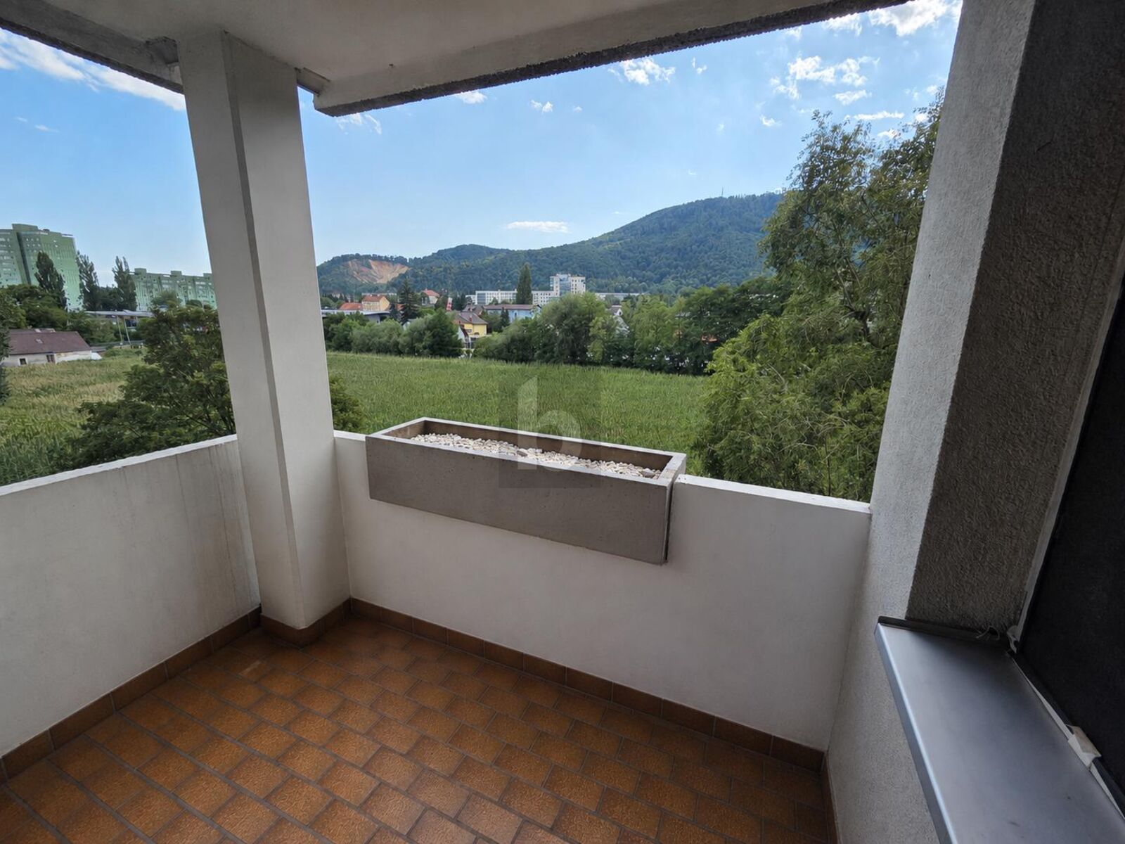 EINZIEHEN UND DEN AUSBLICK GENIEßEN / / 8051 Graz / Bild 0