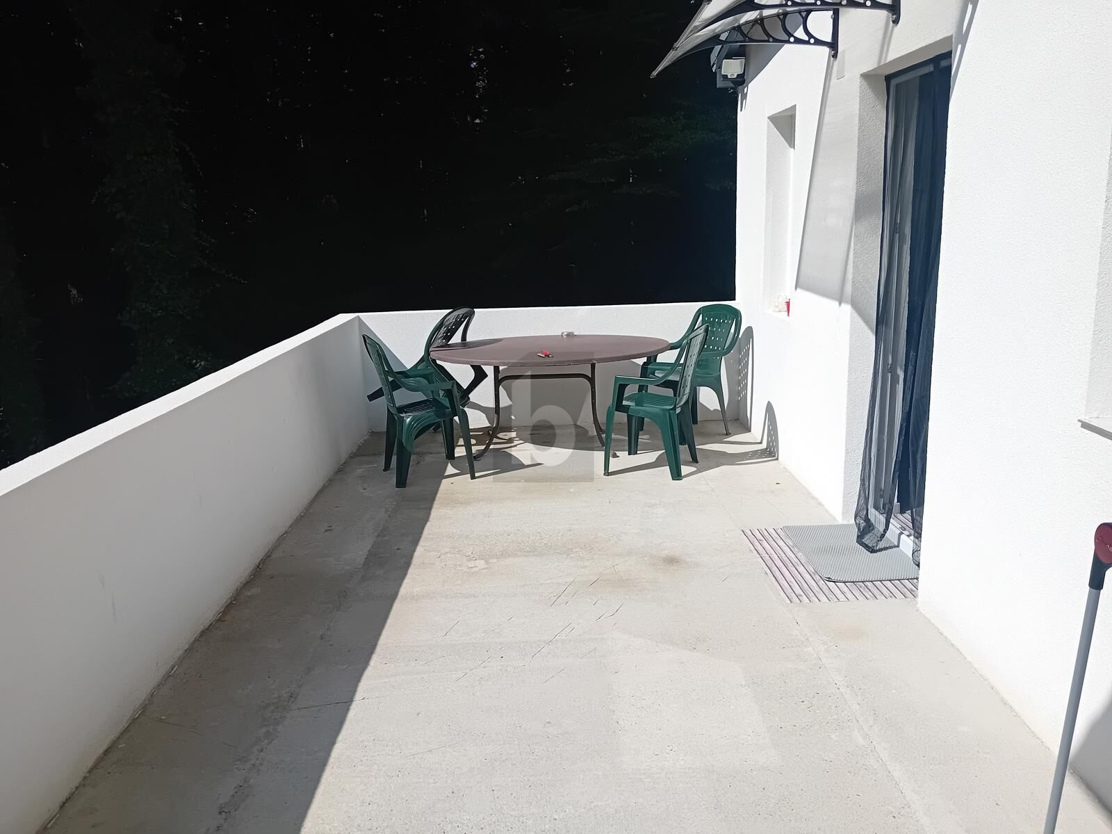 MODERNES EINFAMILIENHAUS MIT WÄRMEPUMPE, CARPORT UND GROßEM GRUNDSTÜCK IN RUHIGER LAGE / / 8044 Graz / Bild 3