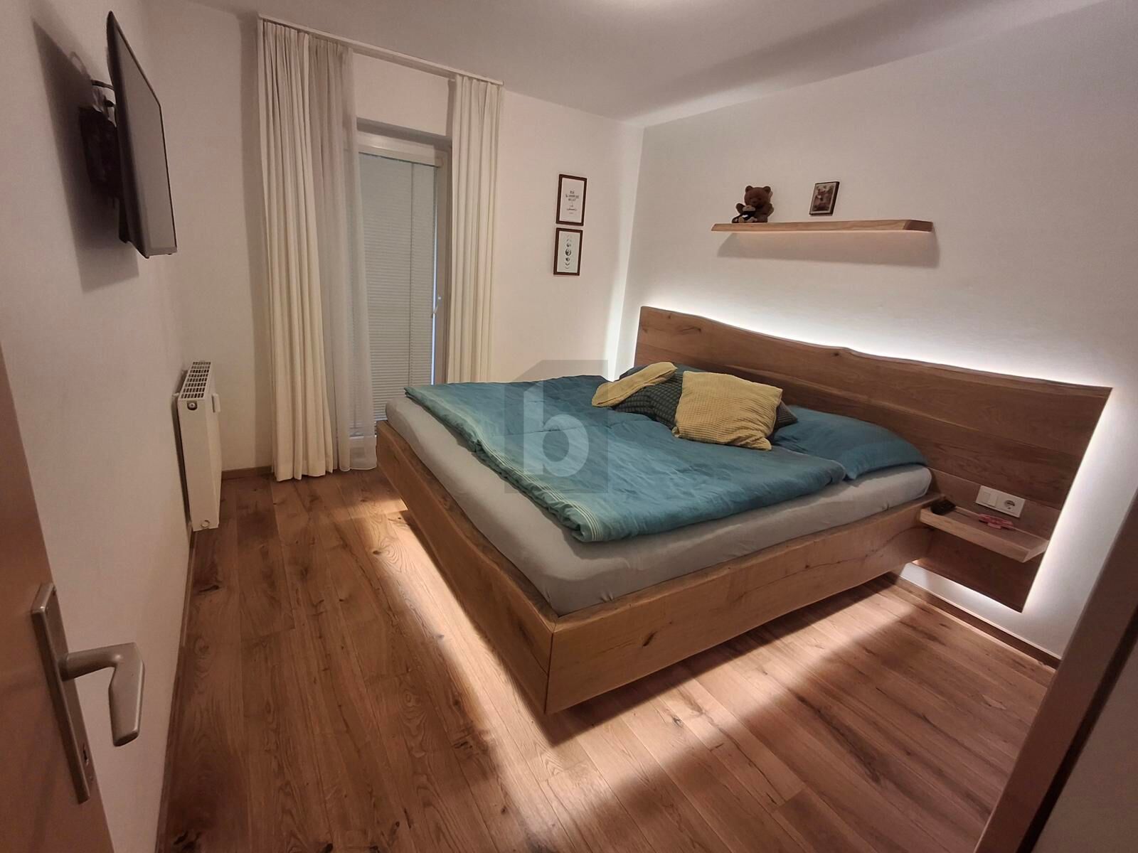HOCHWERTIGE STARTER WOHNUNG IN ABSOLUTER TRAUMLAGE / / 8966 Aich-Assach / Bild 2