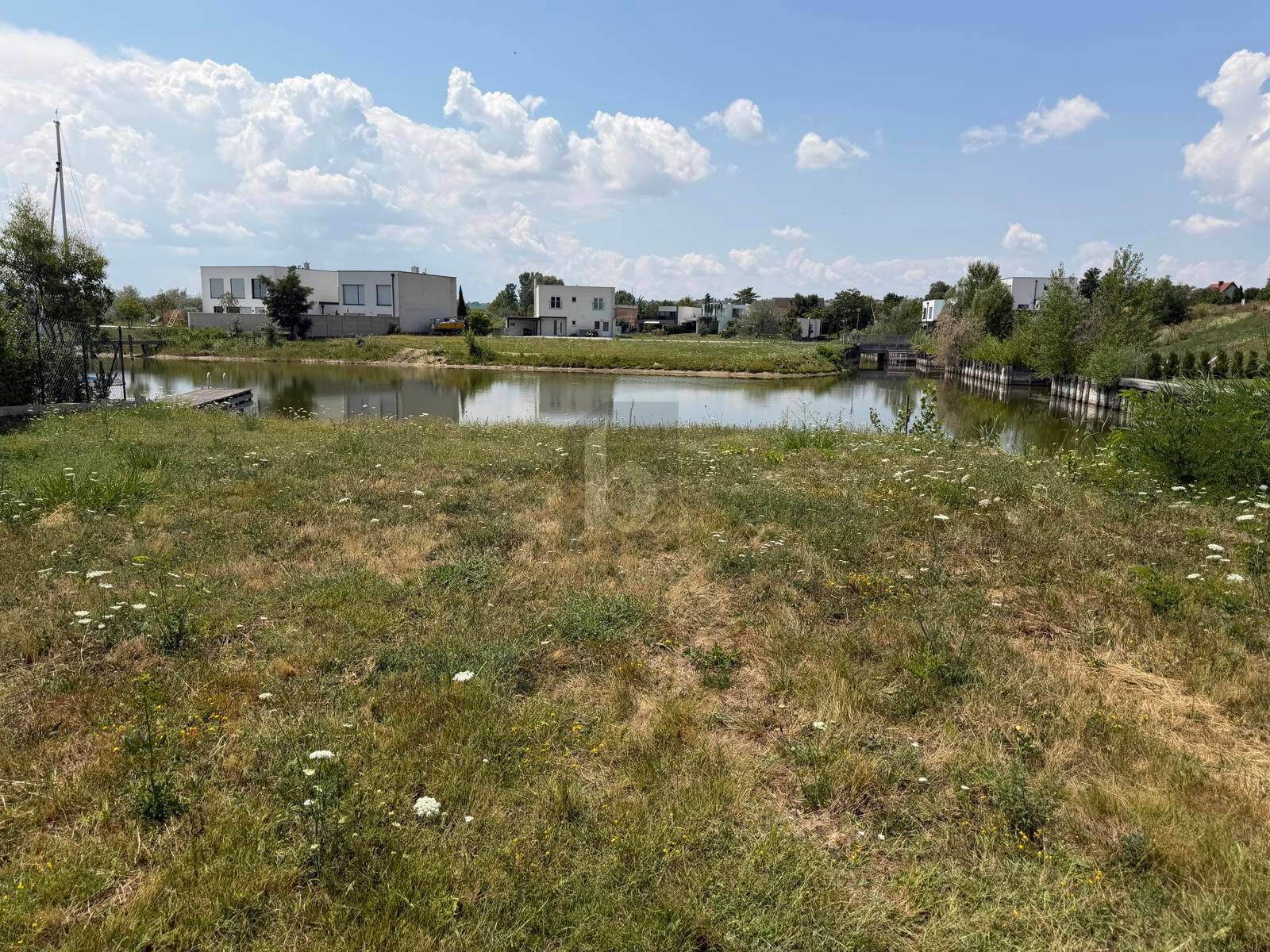 EXKLUSIVES SEEGRUNDST�CK MIT PRIVATEM SEEZUGANG IN OGGAU AM NEUSIEDLER SEE /  / 7063&nbsp;Oggau / Bild 2