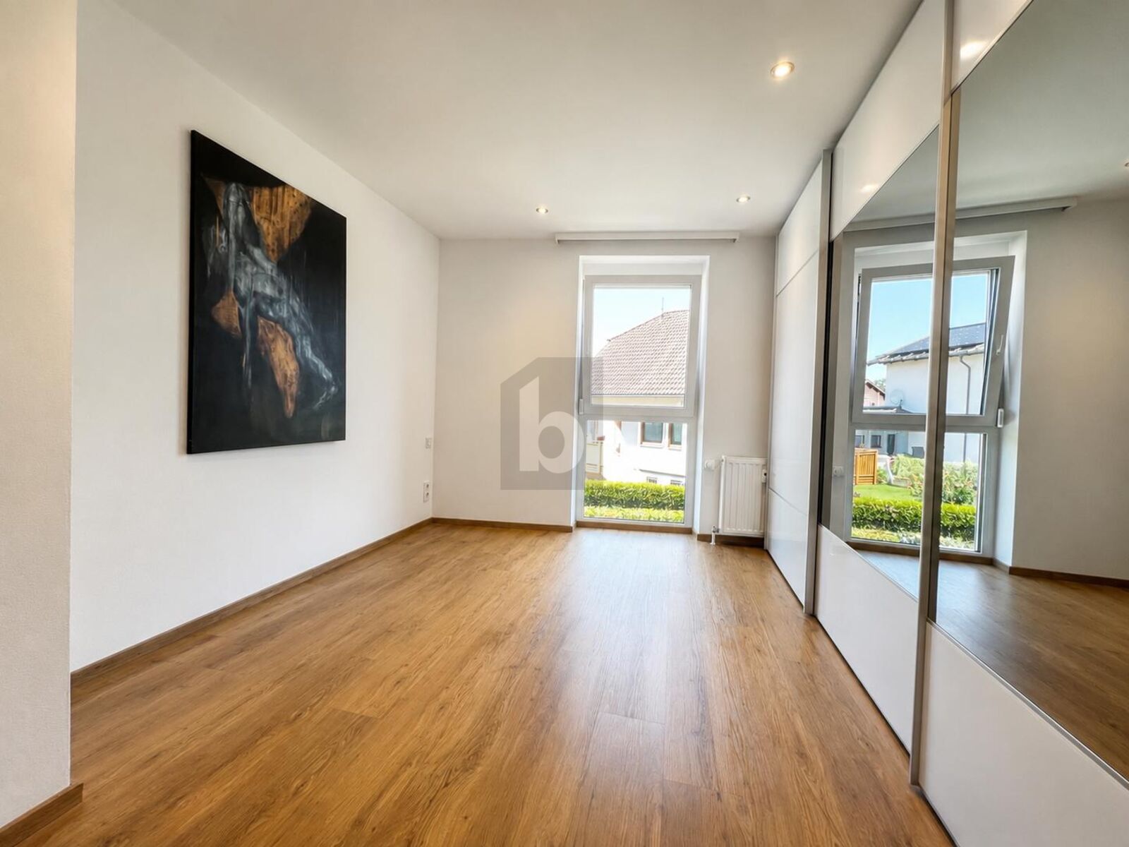 TRAUM-LAGE MIT TOLLER AUFTEILUNG UND ZWEI BALKONEN  /  / 5400&nbsp;Hallein / Bild 1