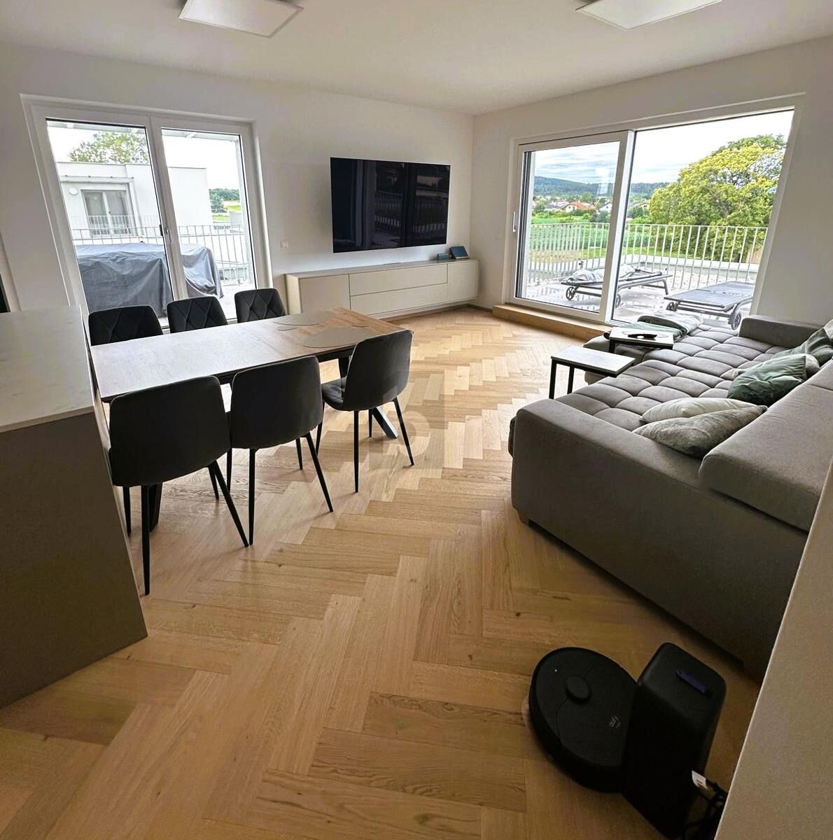 PENTHOUSE MIT ZWEI TERRASSEN UND PERGOLA - WEITBLICK /  / 7201&nbsp;Neud�rfl / Bild 0