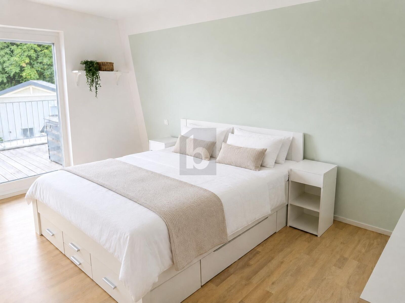 EXKLUSIVES PENTHOUSE MIT AUßERGEWÖHNLICH GROßER DACHTERRASSE UND TRAUMHAFTEM WEITBLICK / / 5141 Moosdorf / Bild 1