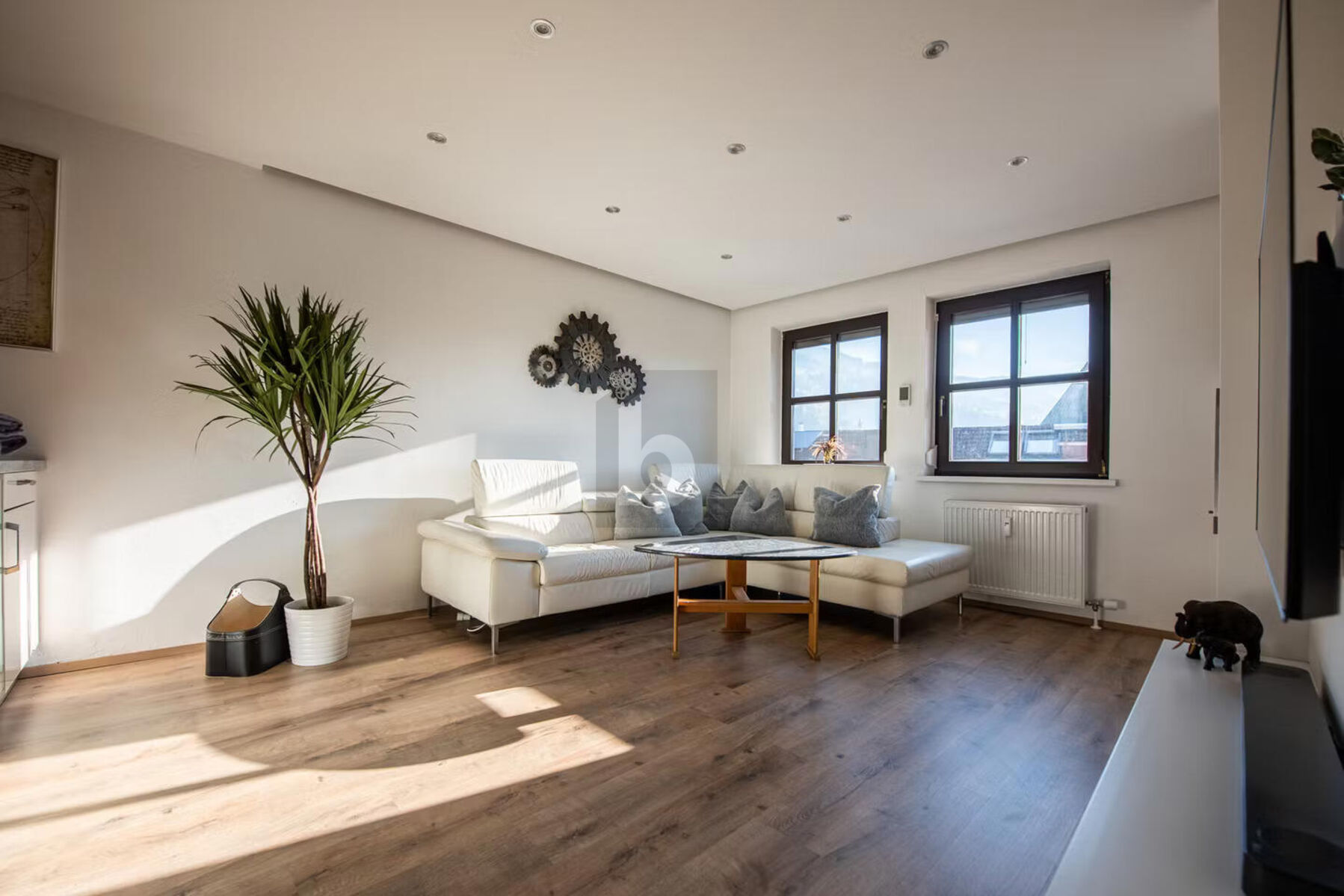 CHARMANTE, BEZUGSFERTIGE WOHNUNG IN BESTER LAGE VON SCHWAZ /  / 6130&nbsp;Schwaz / Bild 0