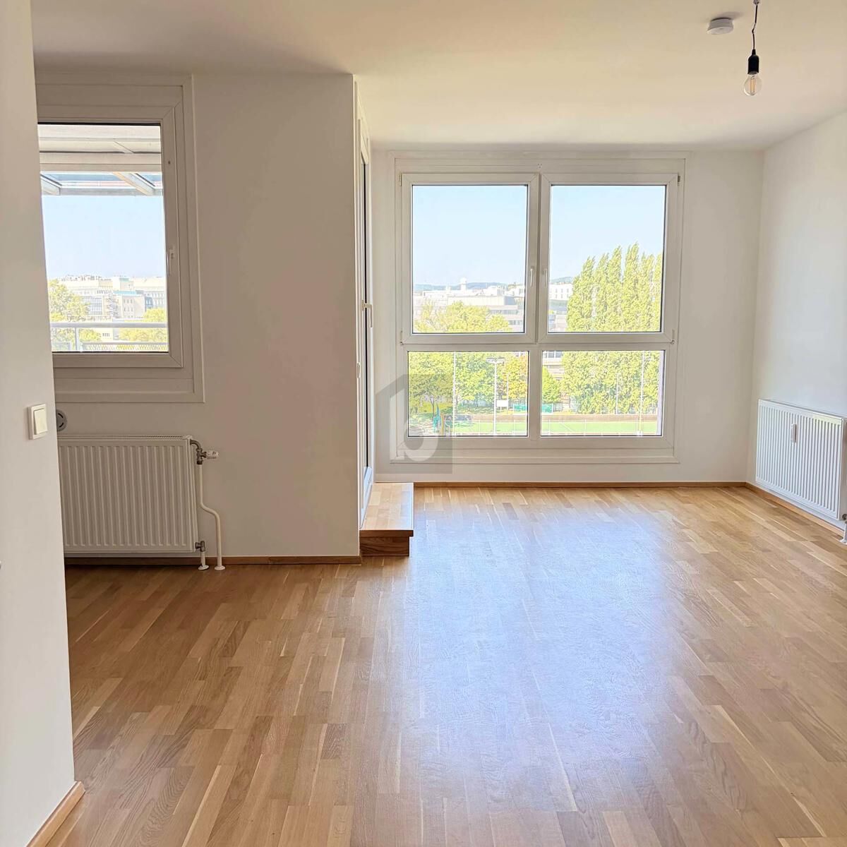 DG MAISONETTE MIT LOGGIA UND GR�NBLICK IN DONAU N�HE /  / 1200&nbsp;Wien / Bild 2