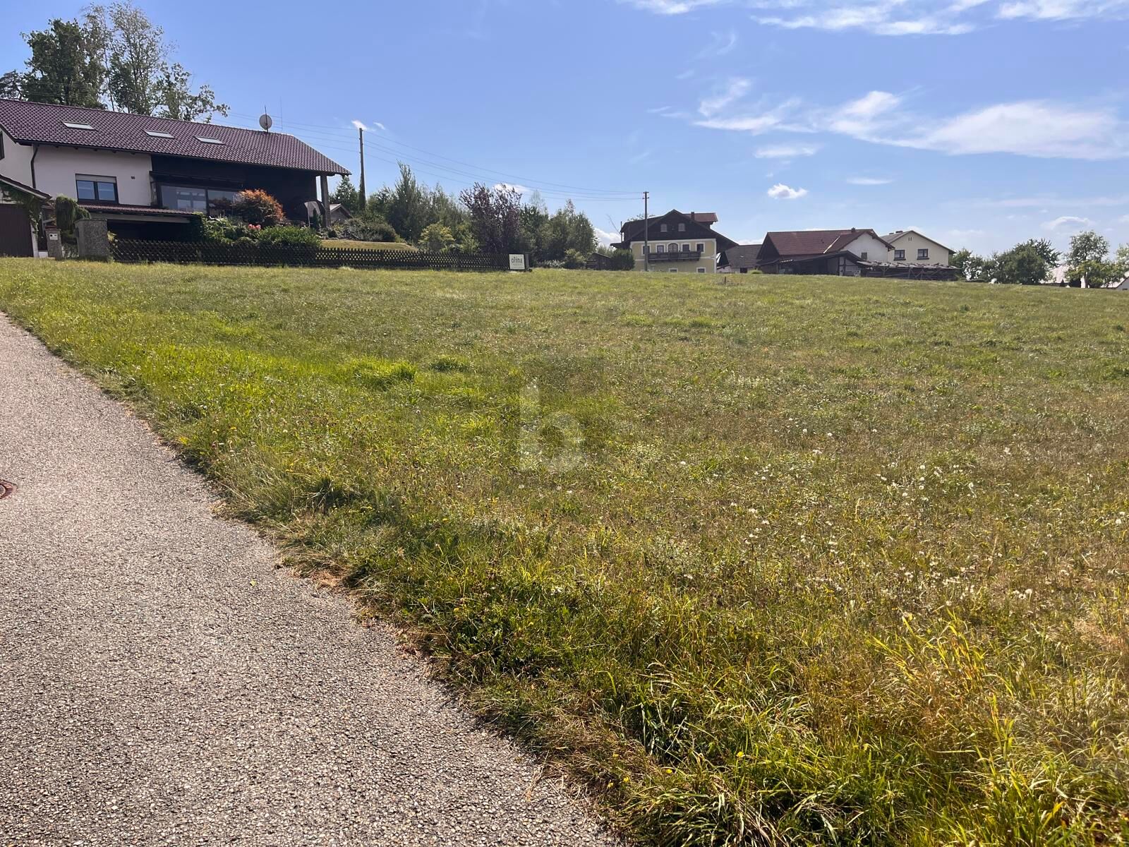 RUHIGES GRUNDST�CK IN TOPLAGE