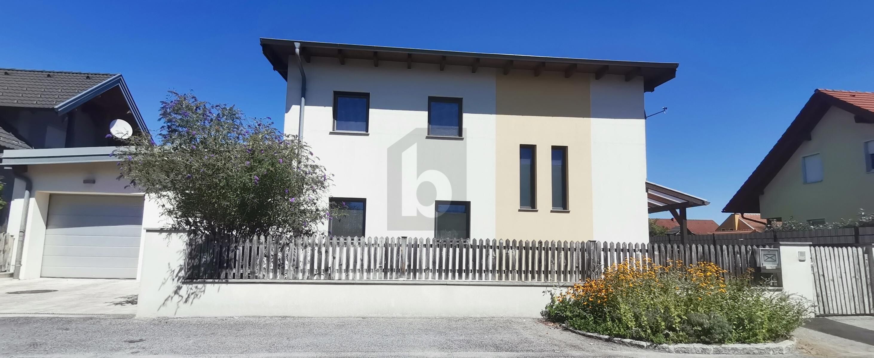 TOP GEPFLEGTER FAMILIENTRAUM ODER GENERATIONENHAUS MIT GARTEN / / 2485 Wimpassing/Leitha / Bild 0