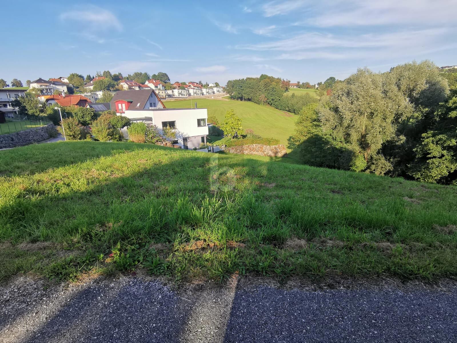JETZT DEN WOHNTRAUM STARTEN ? 1.715 M� MIT FERNBLICK, GENEHMIGTER HAUSPLANUNG & BEZAHLTER AUFSCHLIE�UNG /  / 3365&nbsp;Allhartsberg / Bild 0