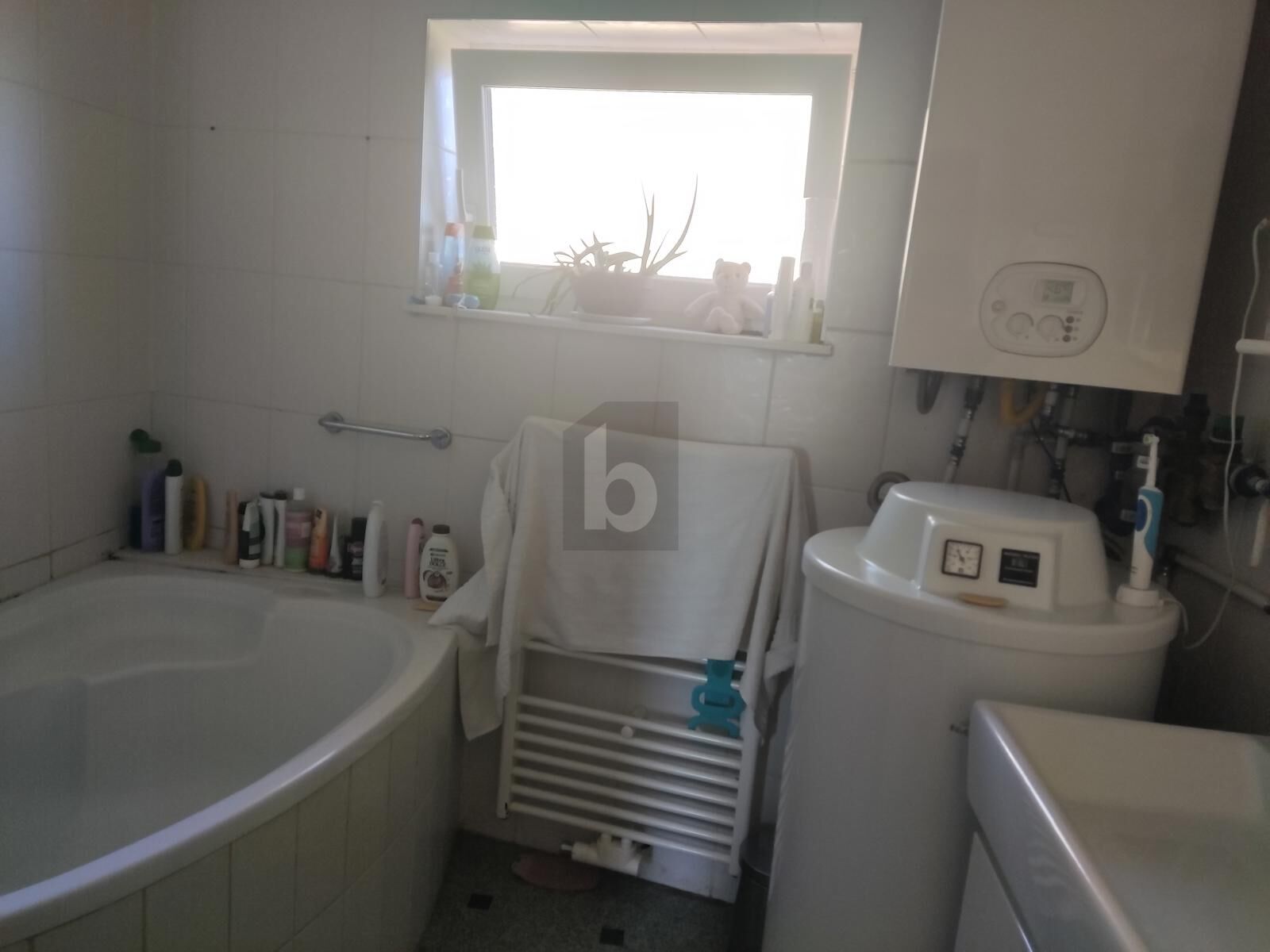 EIN HAUS MIT HERZ NAHE WIEN ? GEMÜTLICHES REIHENHAUS MIT GARTEN IN GROß-ENZERSDORF / / 2301 Groß-Enzersdorf / Bild 2