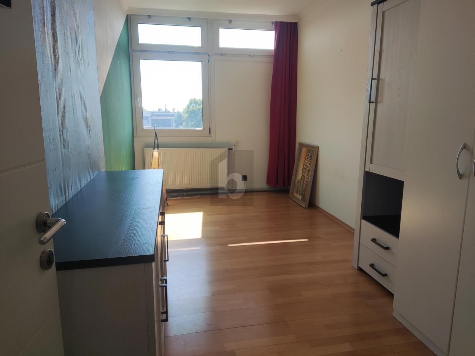 SONNIGE 2-ZIMMER-EIGENTUMSWOHNUNG MIT LOGGIA, WEITBLICK & PARKPLATZ IN DEUTSCH-WAGRAM / / 2232 Deutsch-Wagram / Bild 1
