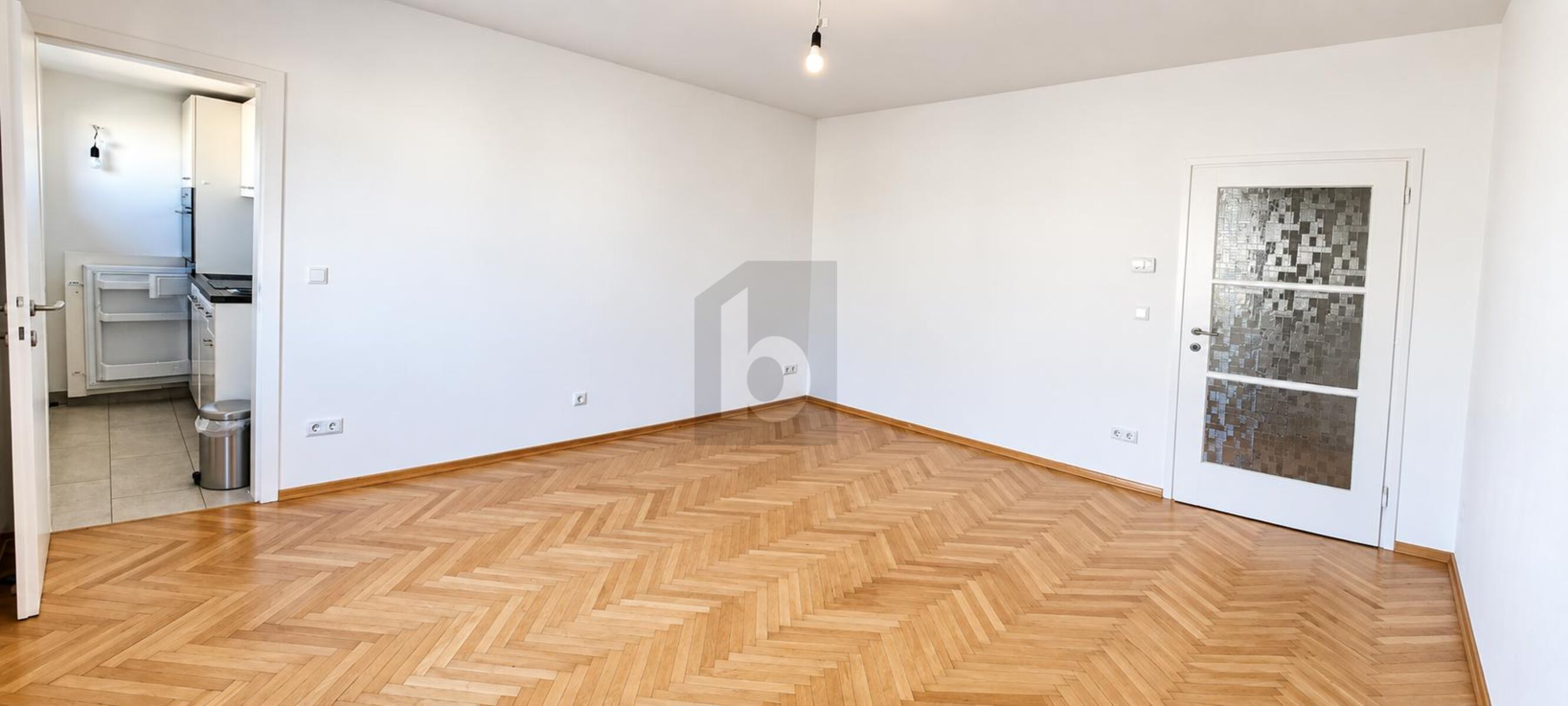 IHR NEUES ZUHAUSE?MODERN UND GEM�TLICH IN ZENTRALER LAGE MIT HERRLICHEM AUSBLICK  /  / 8020&nbsp;Graz / Bild 2