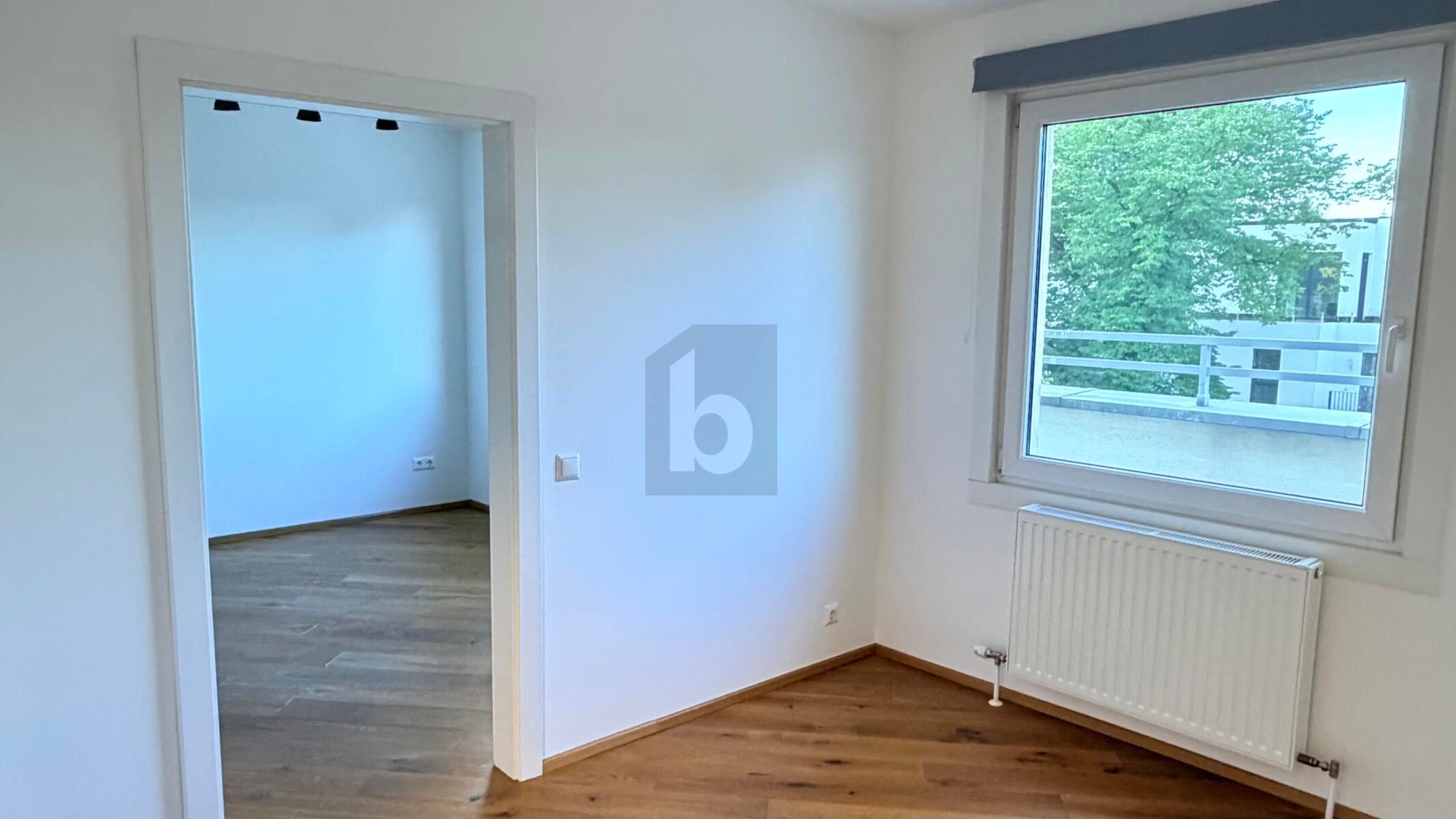 SANIERT IN RUHELAGE MIT GROSSER TERRASSE / / 1180 Wien / Bild 2