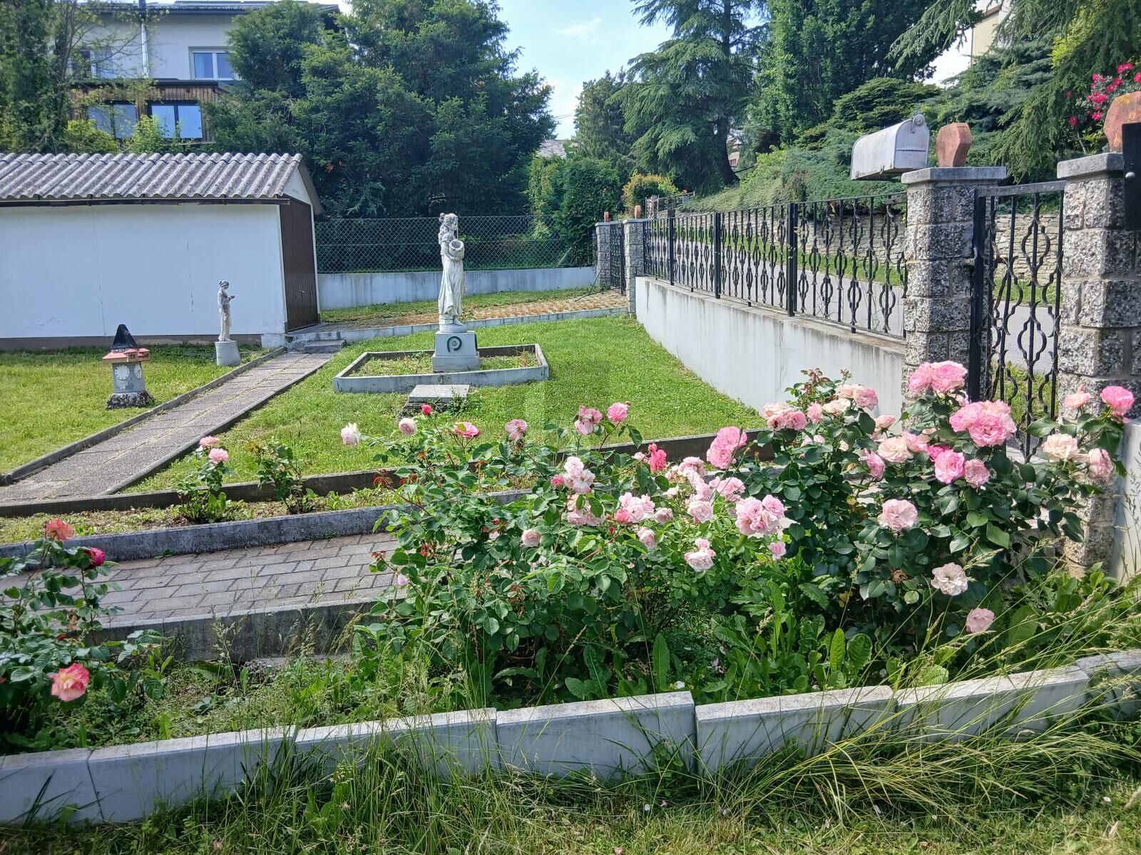 RARITÄT IN RAGNITZ: 1.000M² TRAUMGRUND ? SANIEREN O. NEUBAU / / 8010 Graz / Bild 3