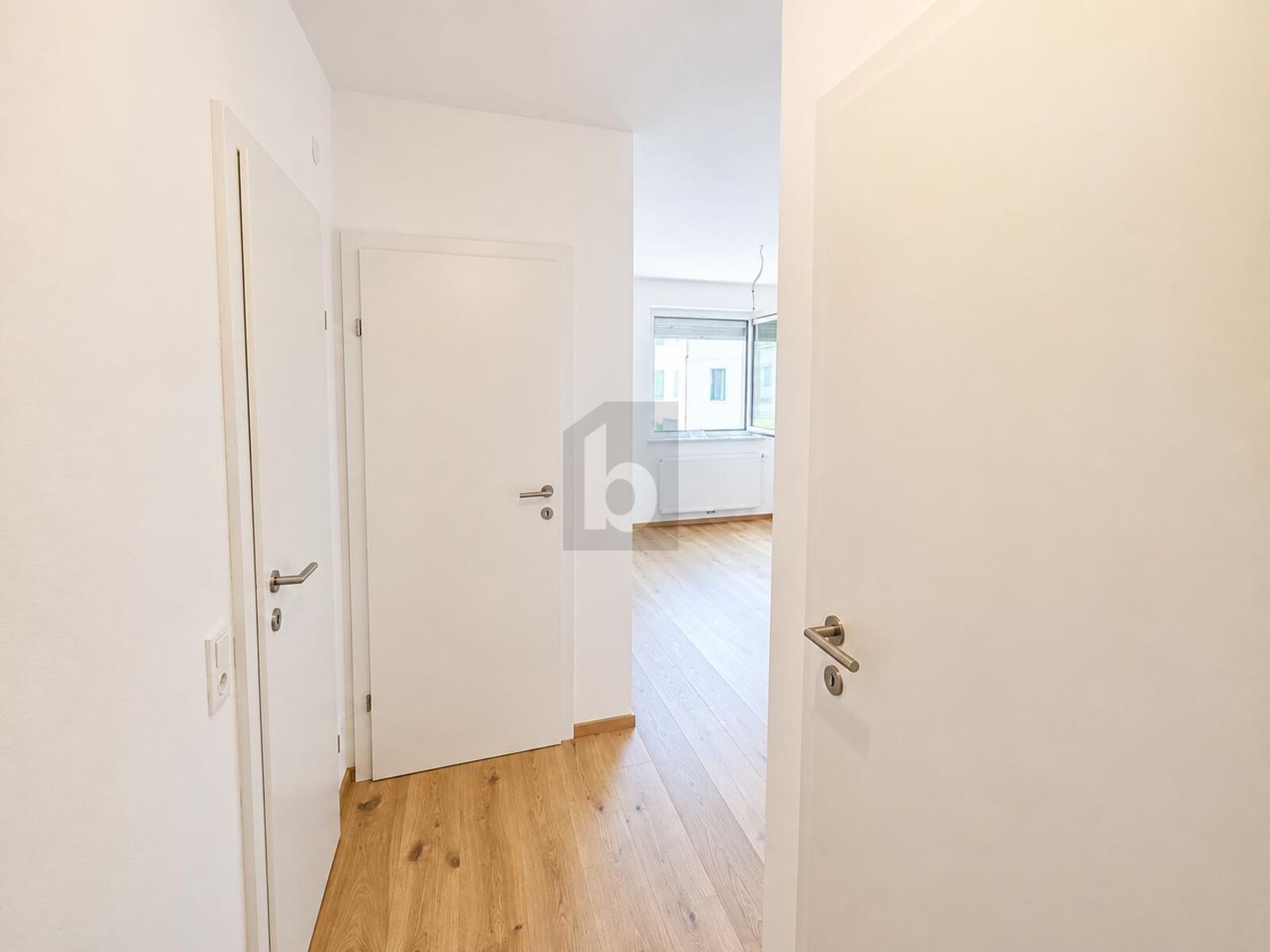 ERSTBEZUG MIT STIL | HOCHWERTIG SANIERTES ZUHAUSE MIT PARKPLATZ / / 8051 Graz / Bild 1