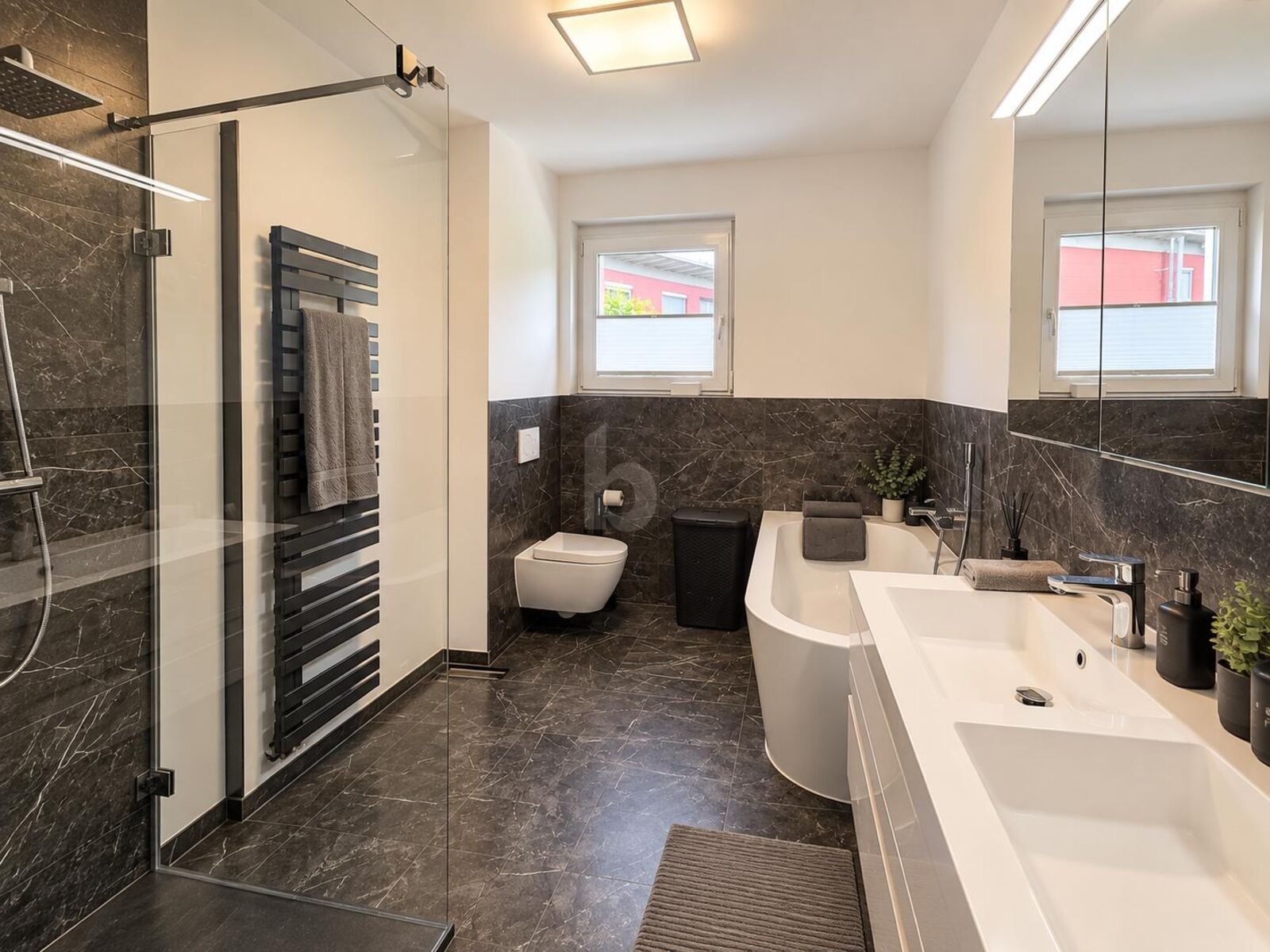 SONNIGE WOHLFÜHLOASE MIT POOL & 142 M² NUTZFLÄCHE / / 8101 Gratkorn / Bild 2