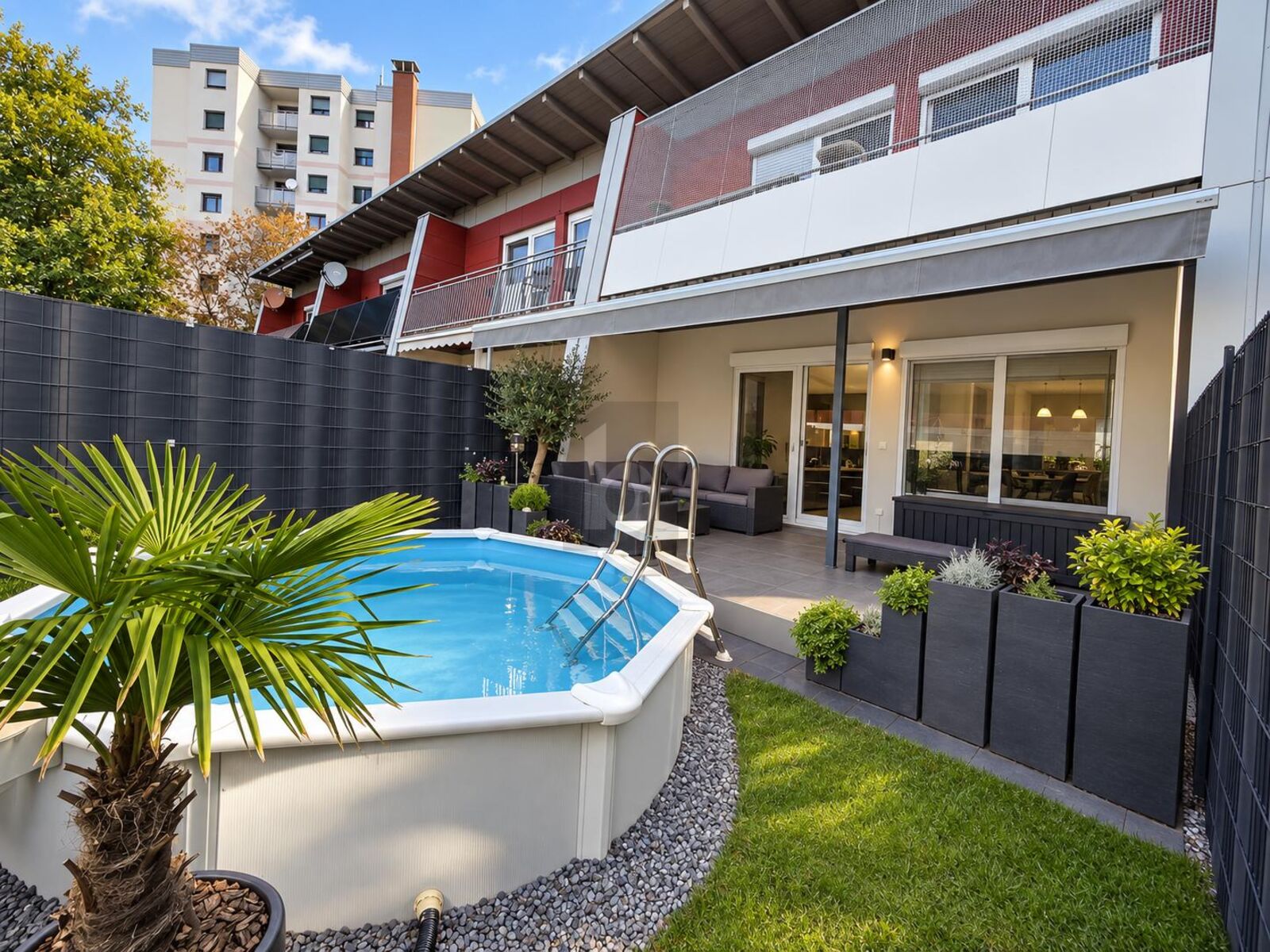 SONNIGE WOHLFÜHLOASE MIT POOL & 142 M² NUTZFLÄCHE / / 8101 Gratkorn / Bild 0